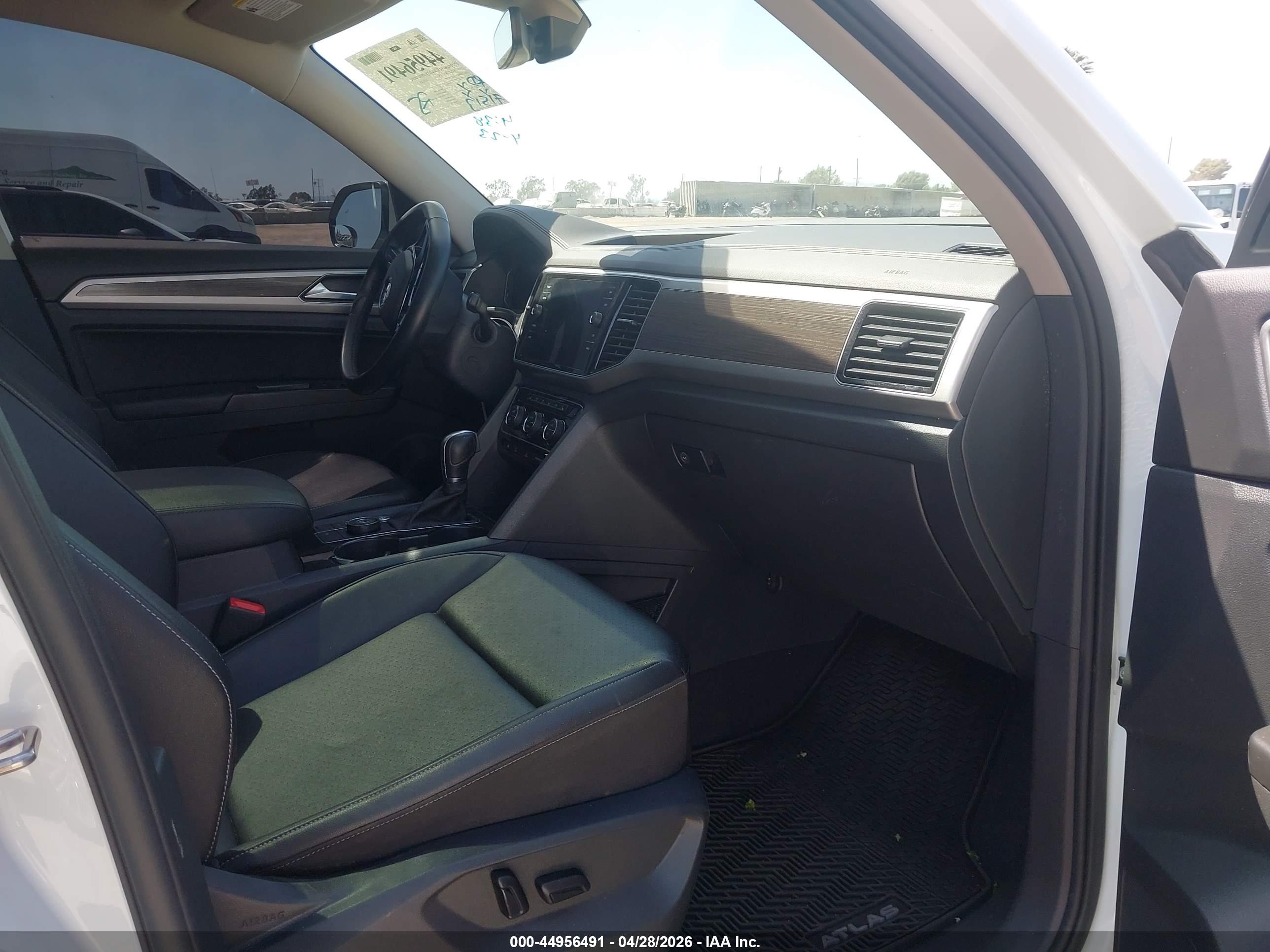 VOLKSWAGEN ATLAS image 5