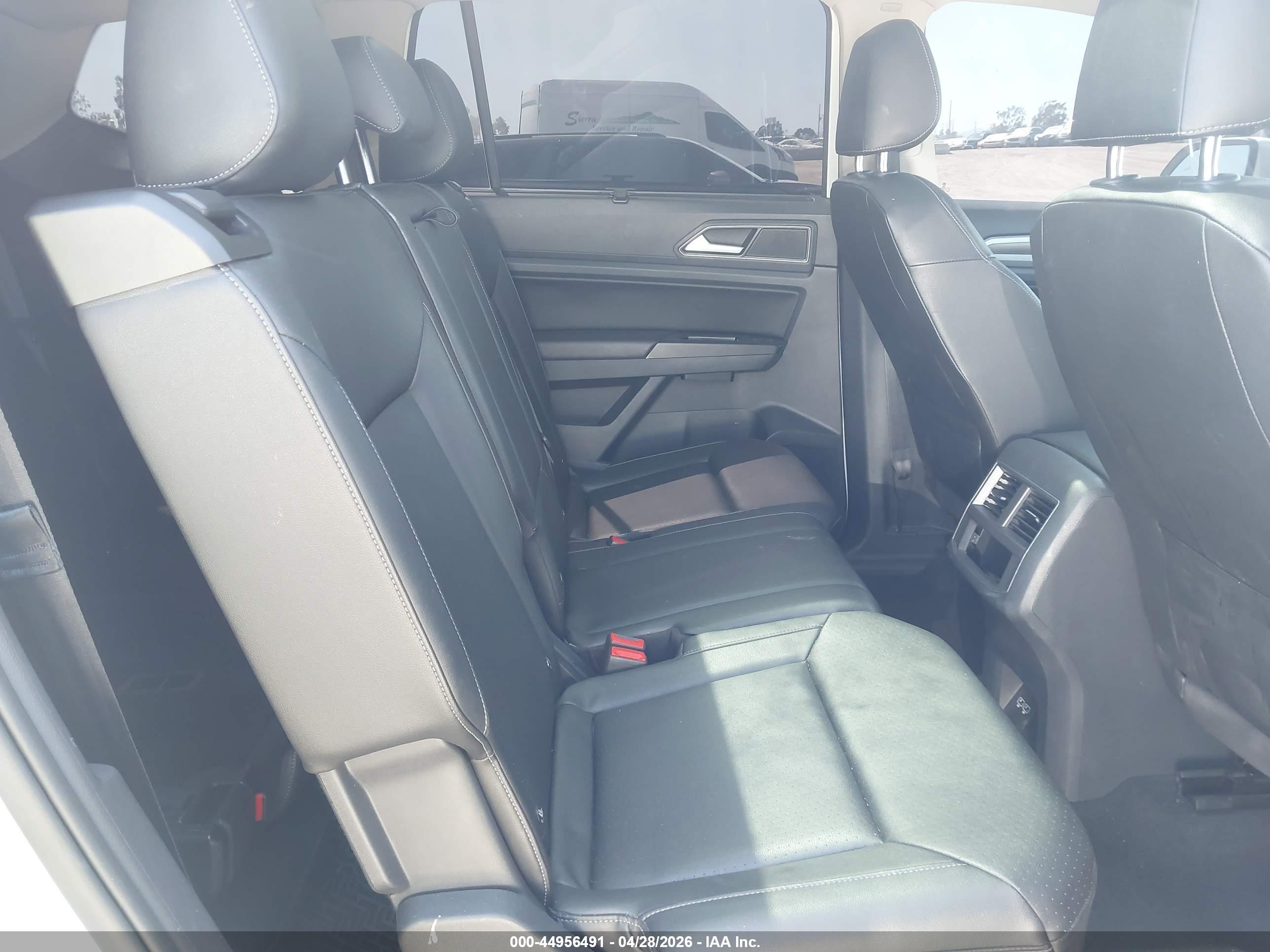 VOLKSWAGEN ATLAS image 8