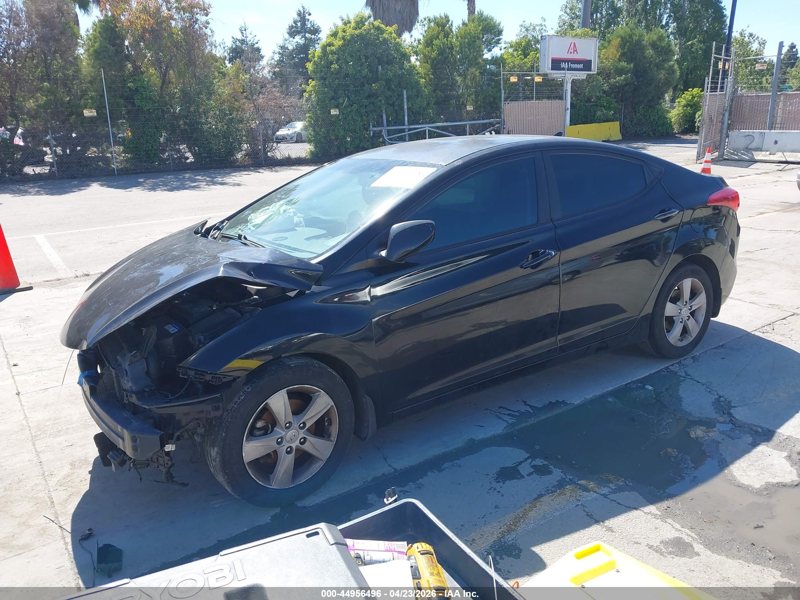 HYUNDAI ELANTRA image 2
