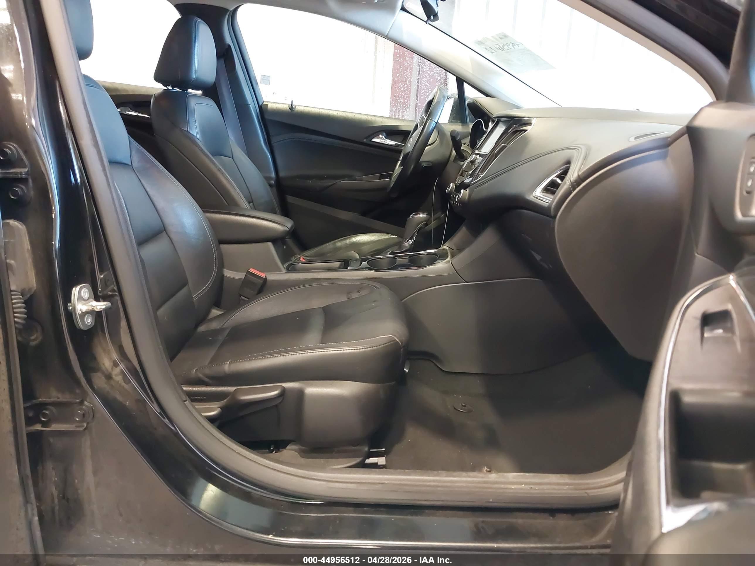 CHEVROLET CRUZE image 5