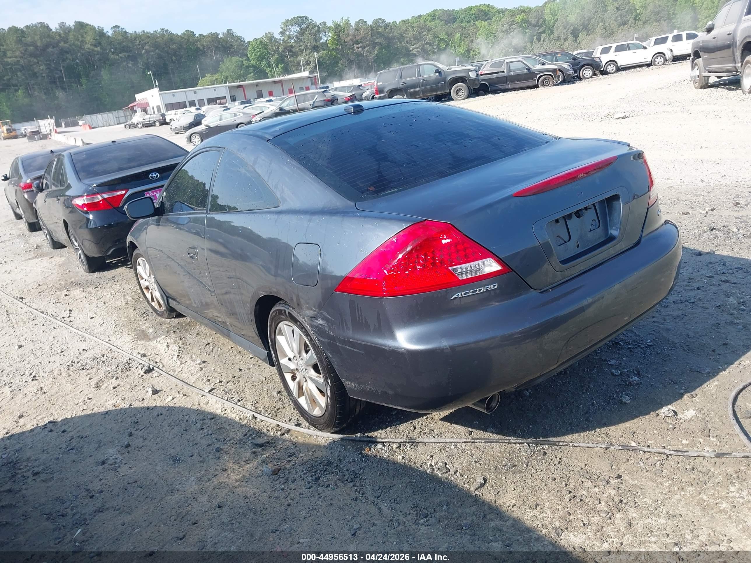 HONDA ACCORD image 3
