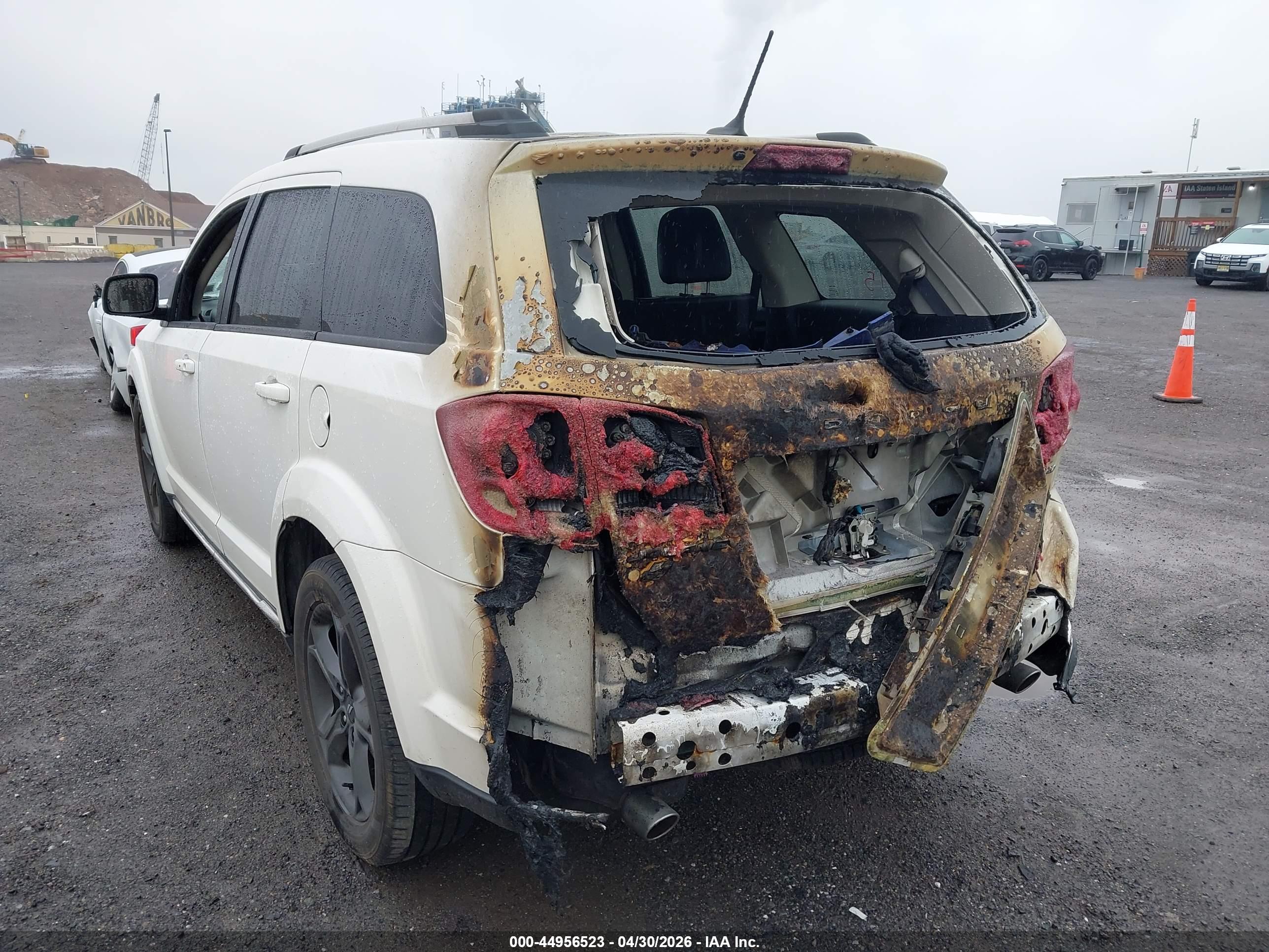 DODGE JOURNEY image 6