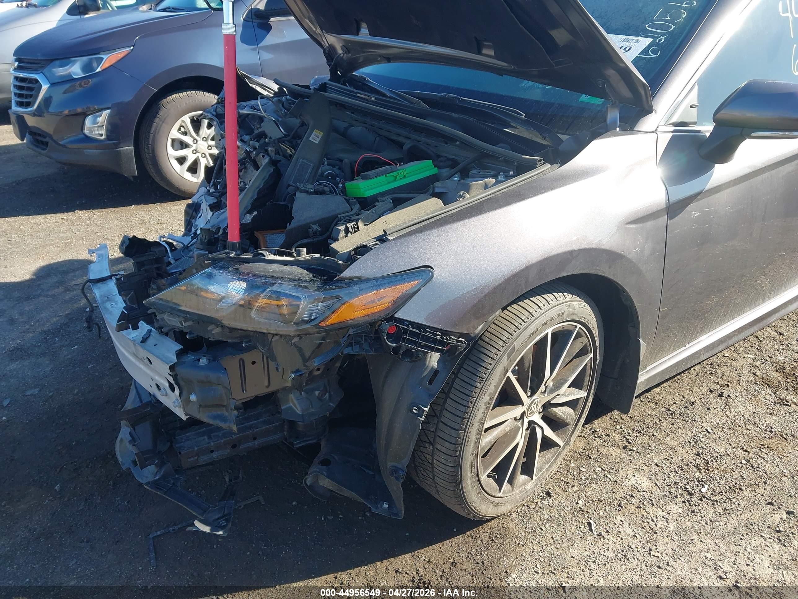 TOYOTA CAMRY image 6