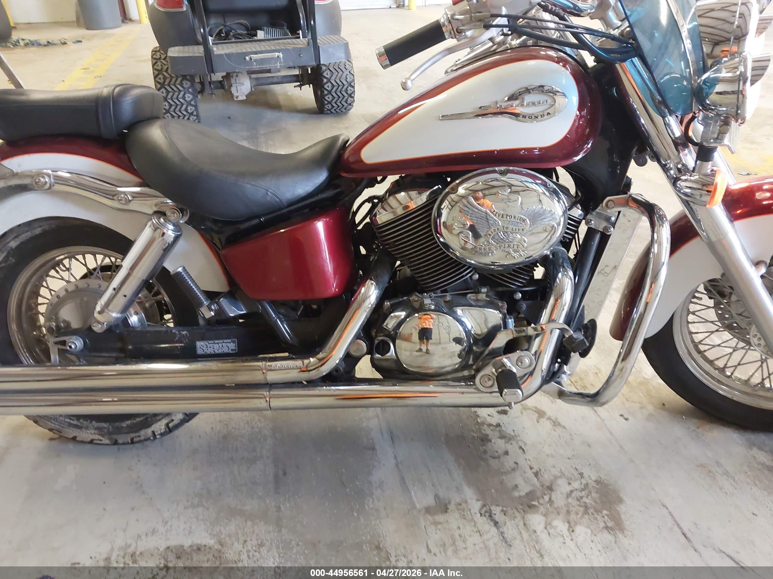 HONDA VT750 image 8