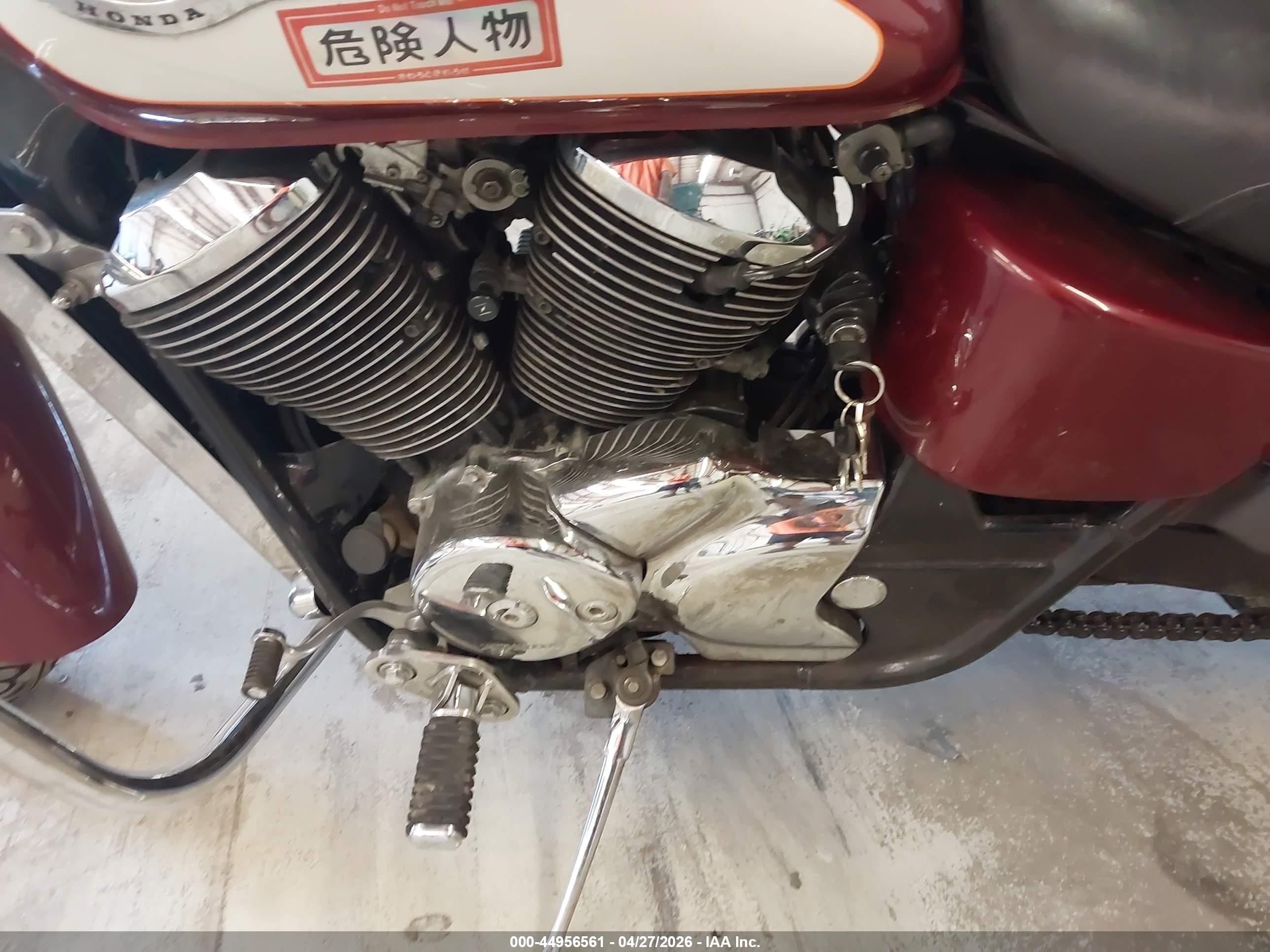 HONDA VT750 image 9