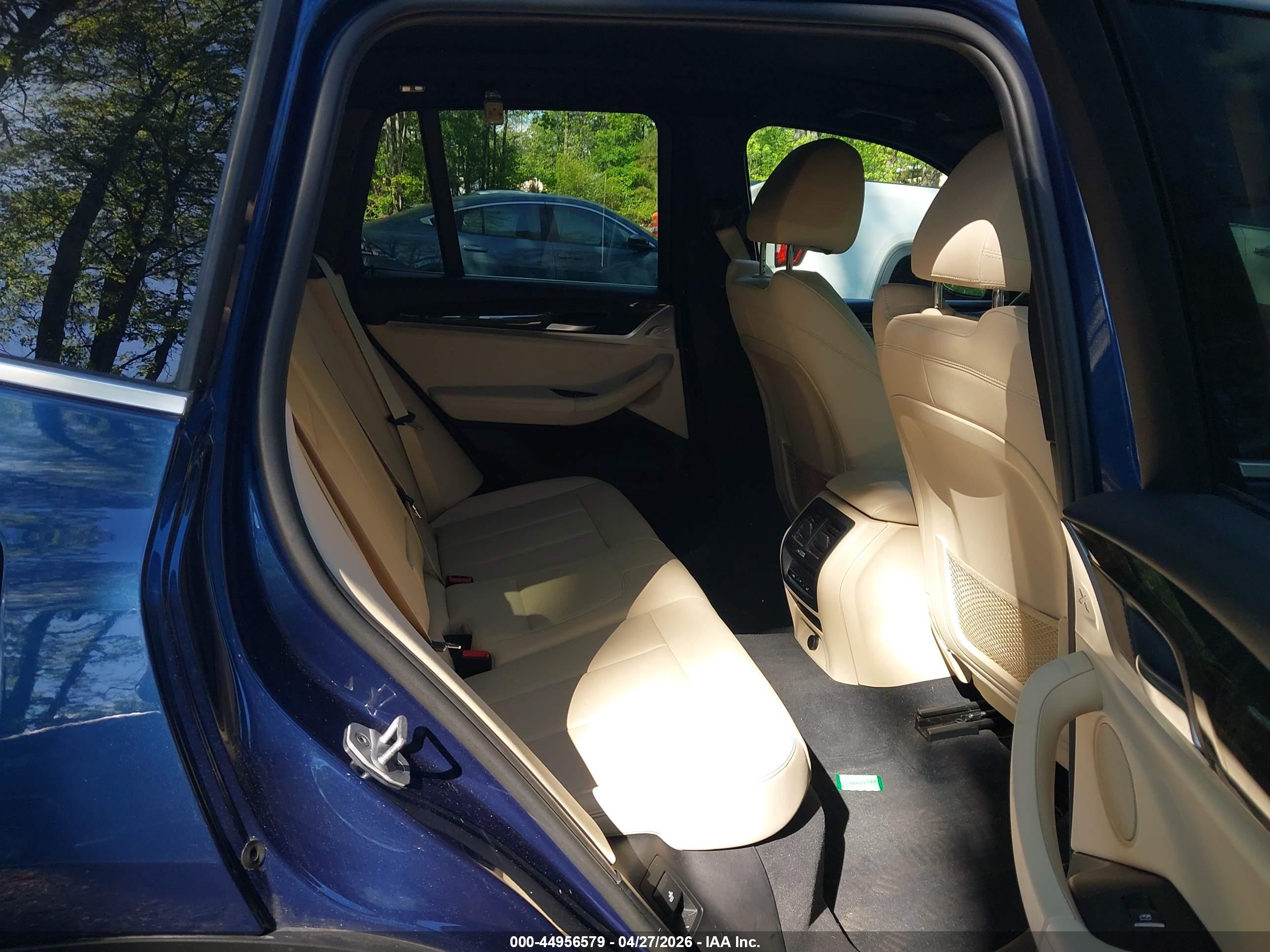 BMW X3 image 8
