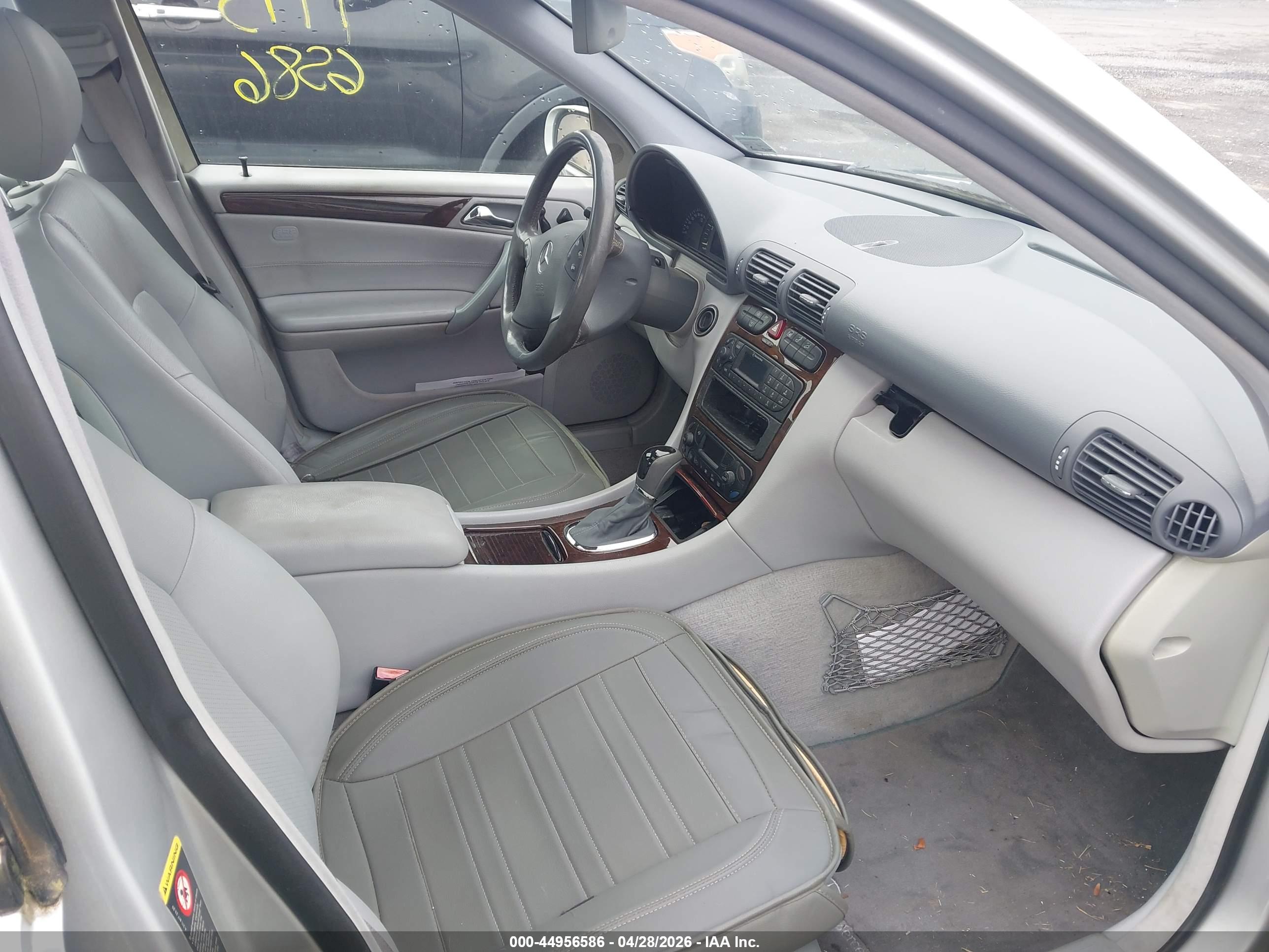 MERCEDES-BENZ C image 5