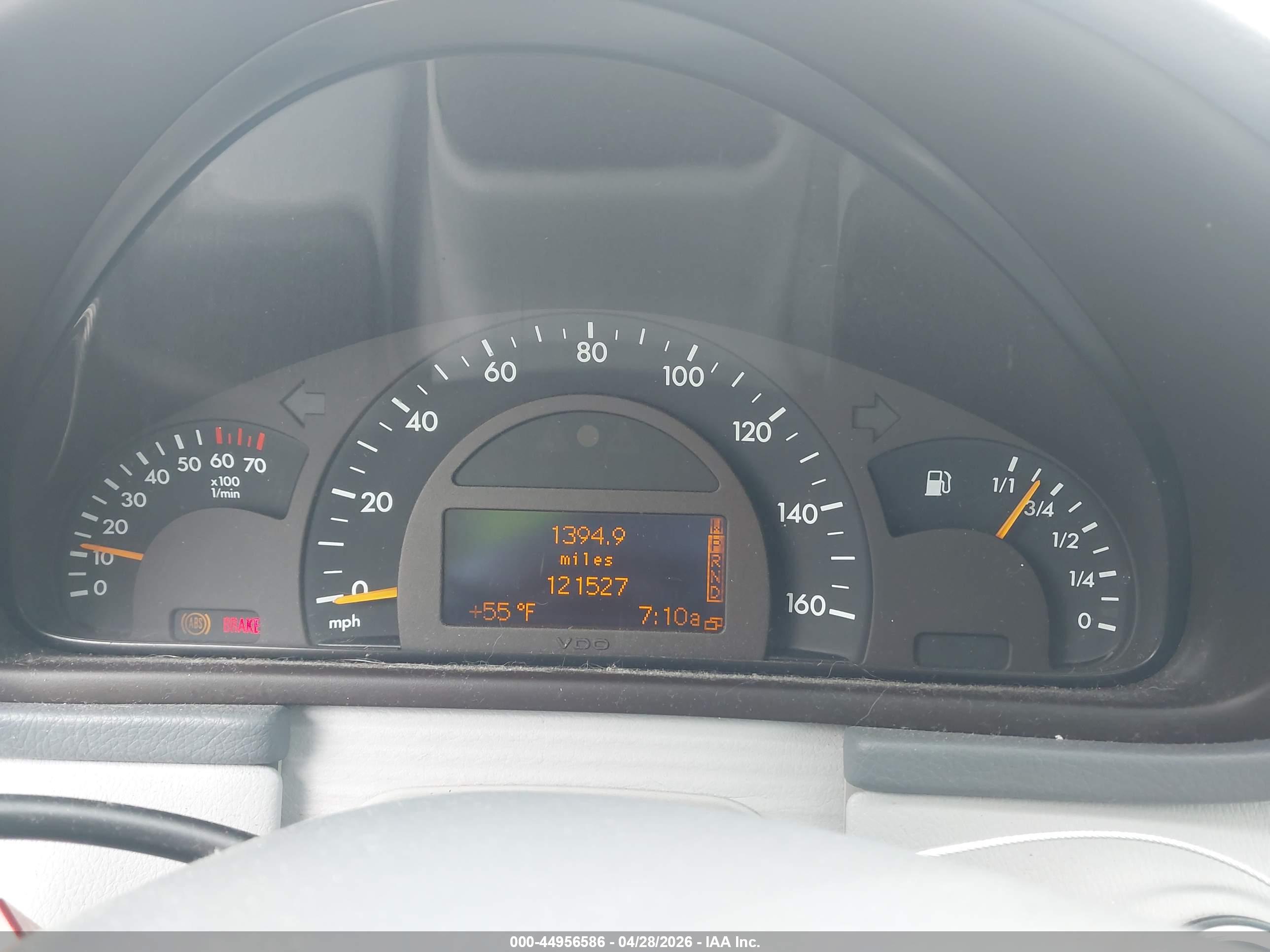 MERCEDES-BENZ C image 7