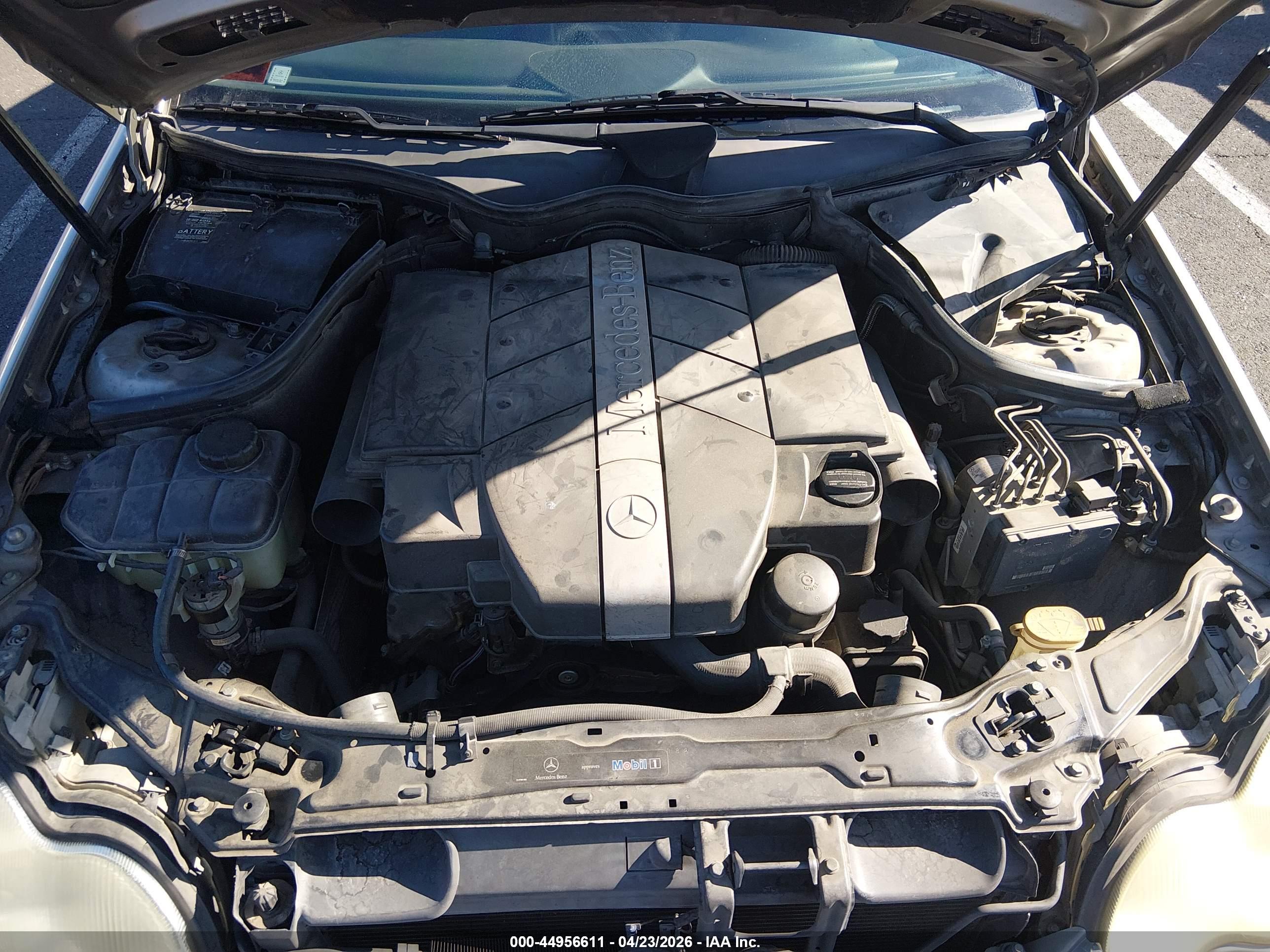 MERCEDES-BENZ C image 10