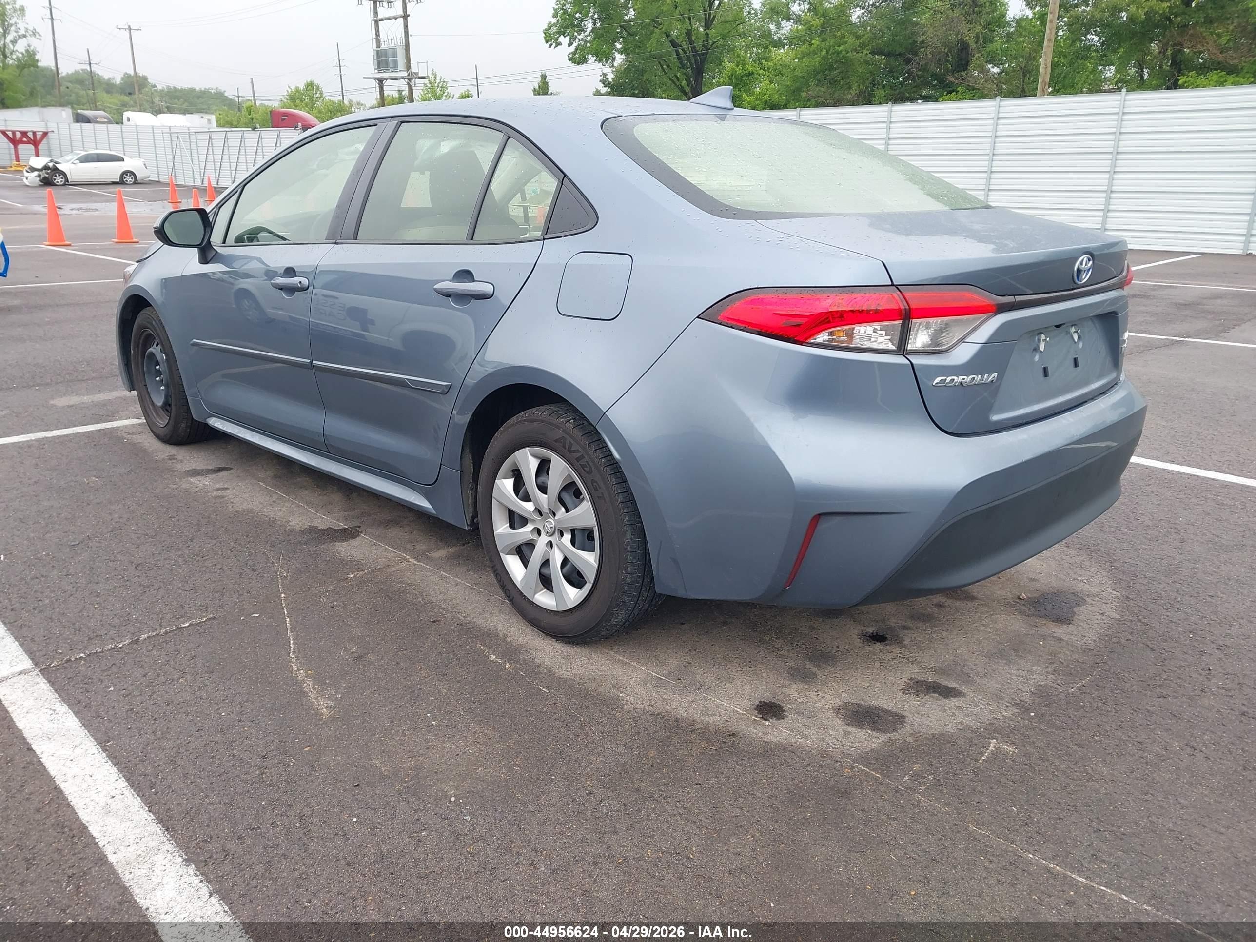 TOYOTA COROLLA image 3