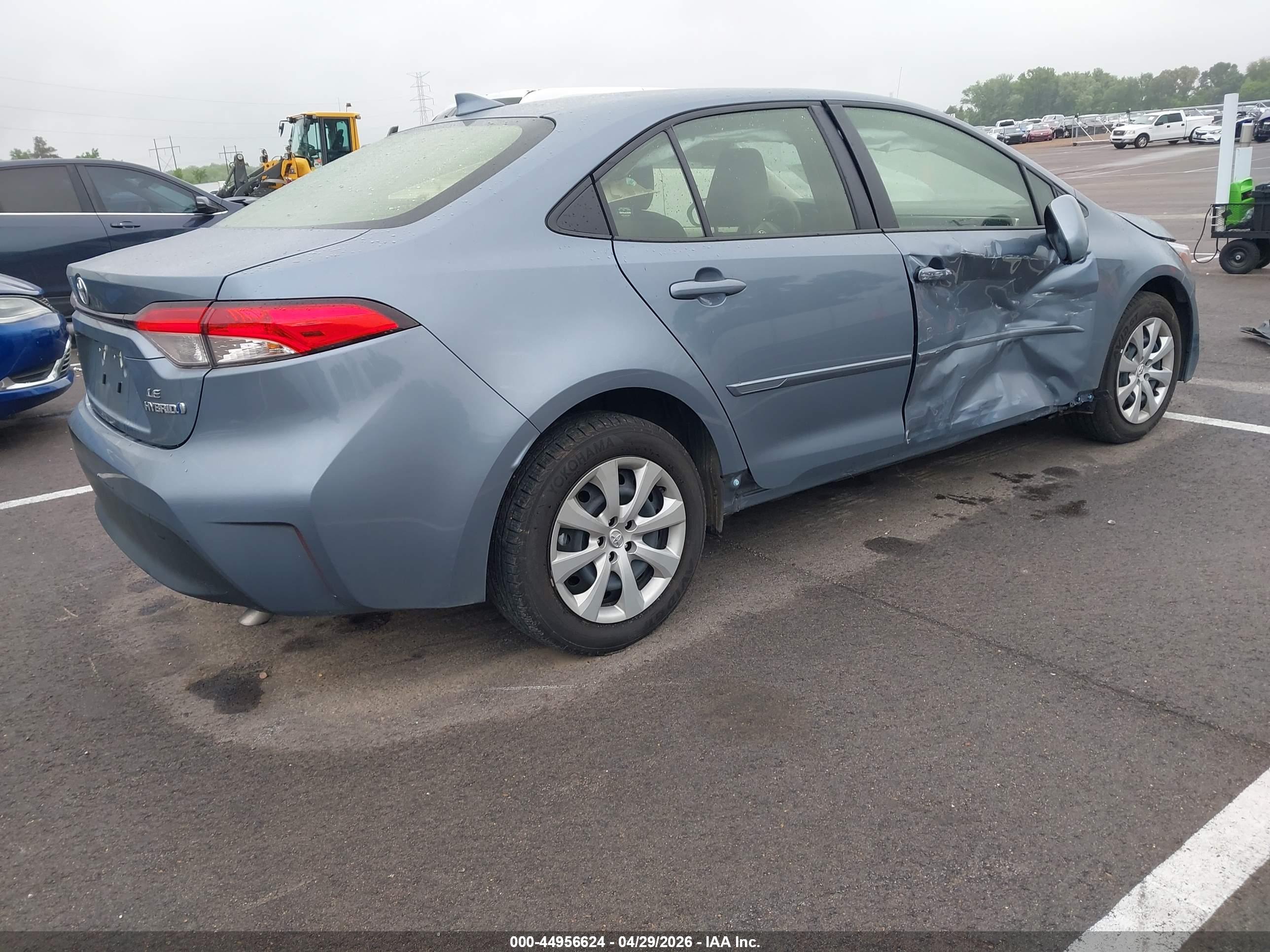 TOYOTA COROLLA image 4