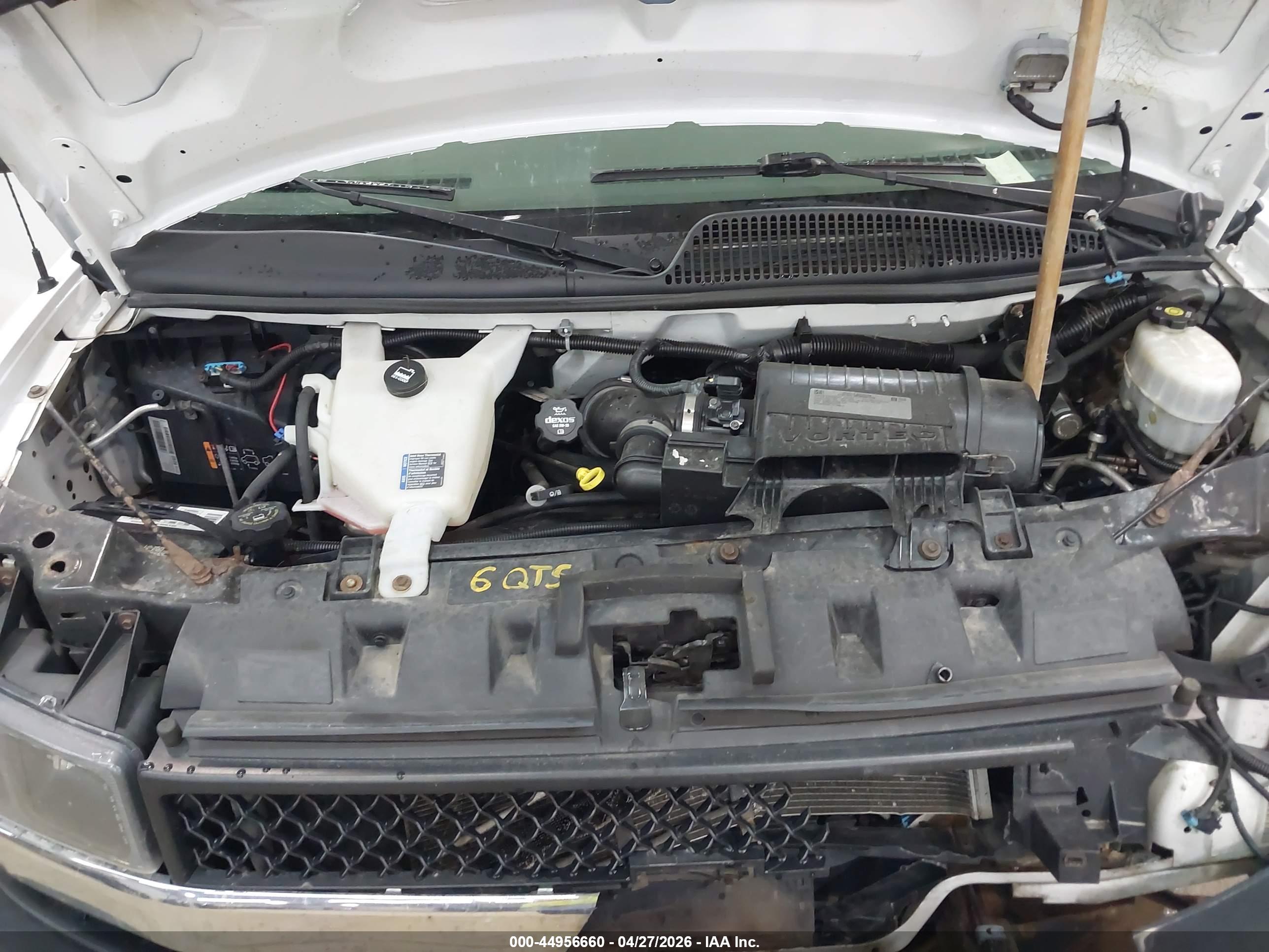 CHEVROLET EXPRESS image 10