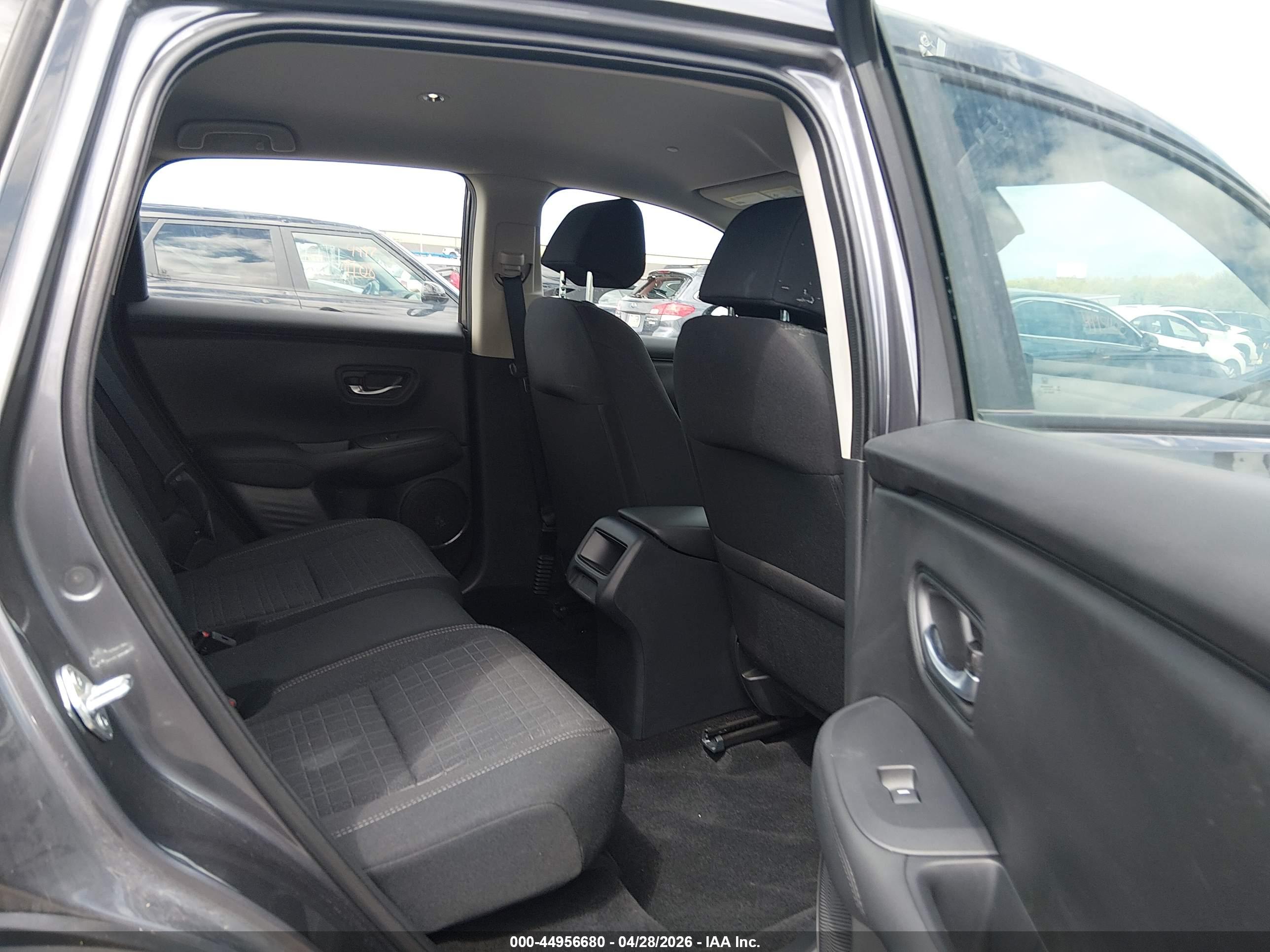HONDA HR-V image 8