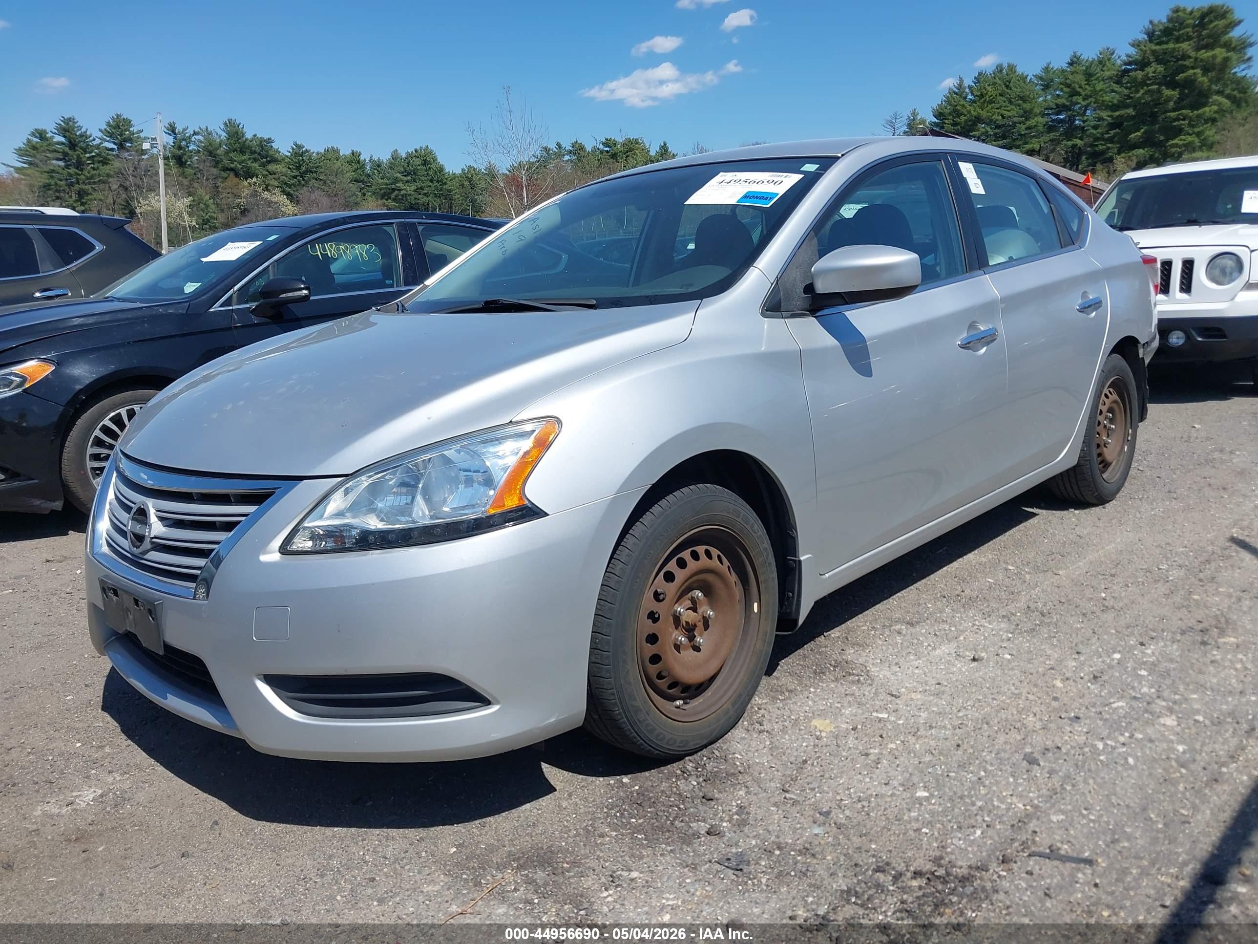 NISSAN SENTRA image 2