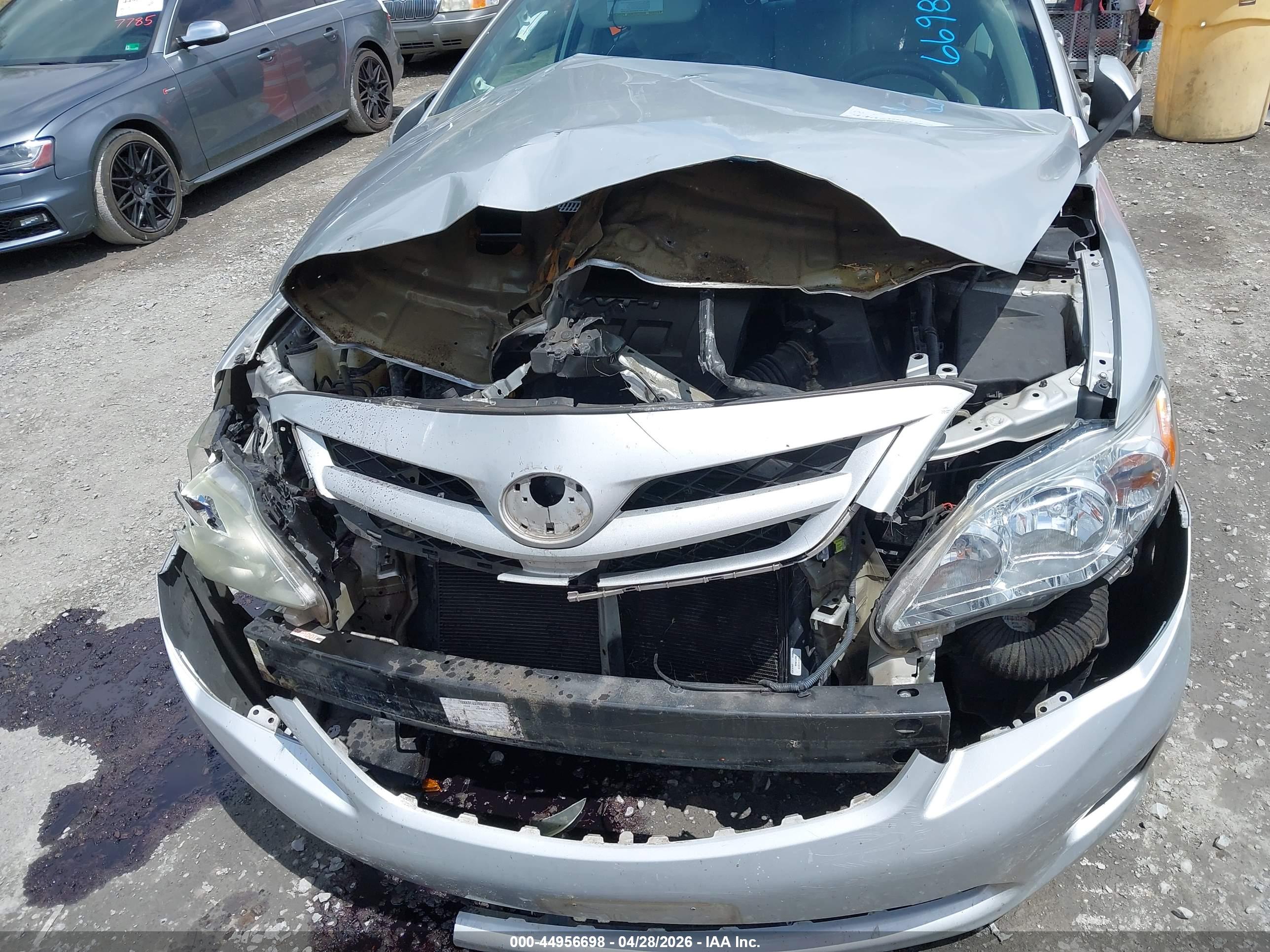 TOYOTA COROLLA image 6