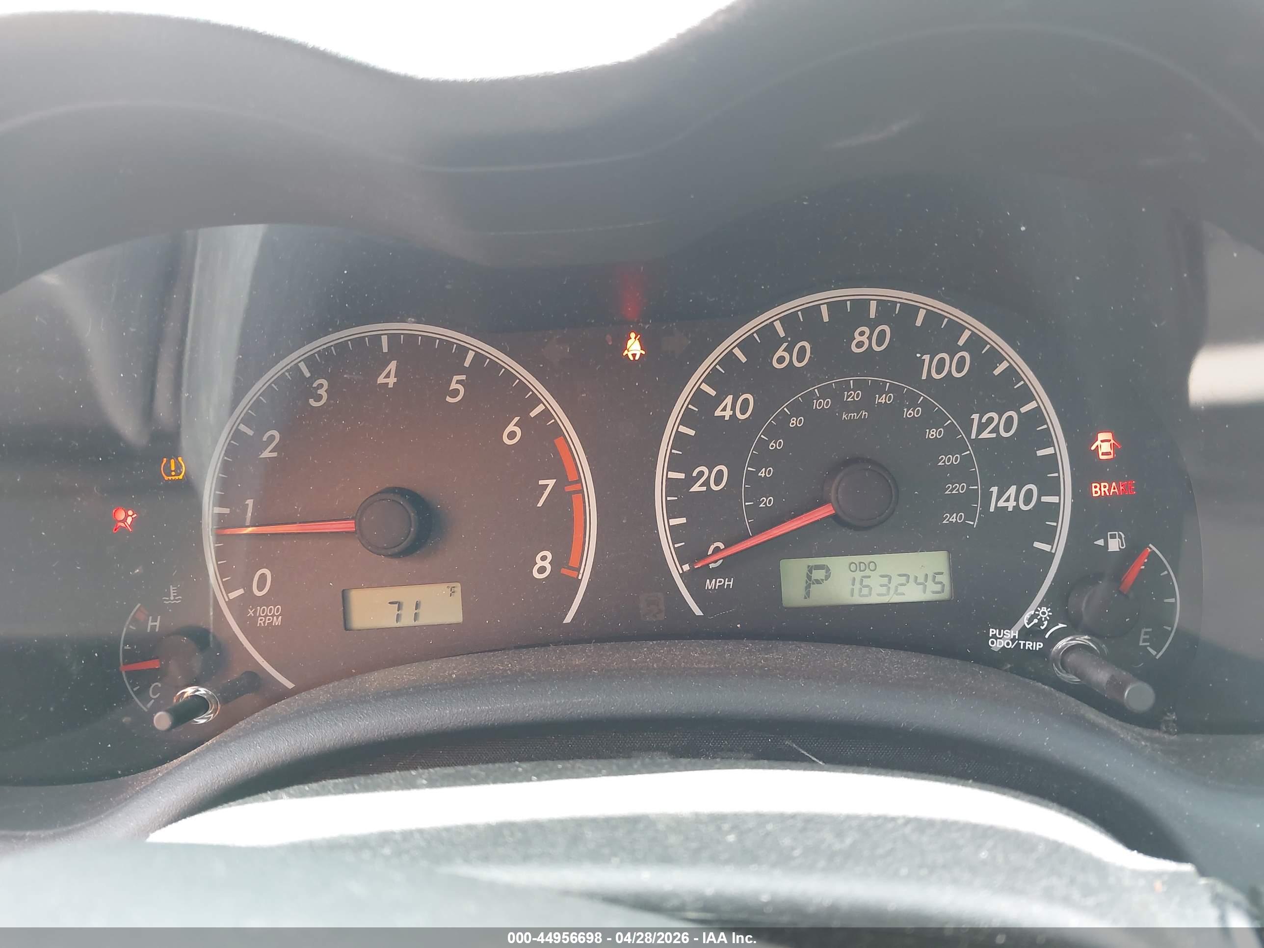 TOYOTA COROLLA image 7