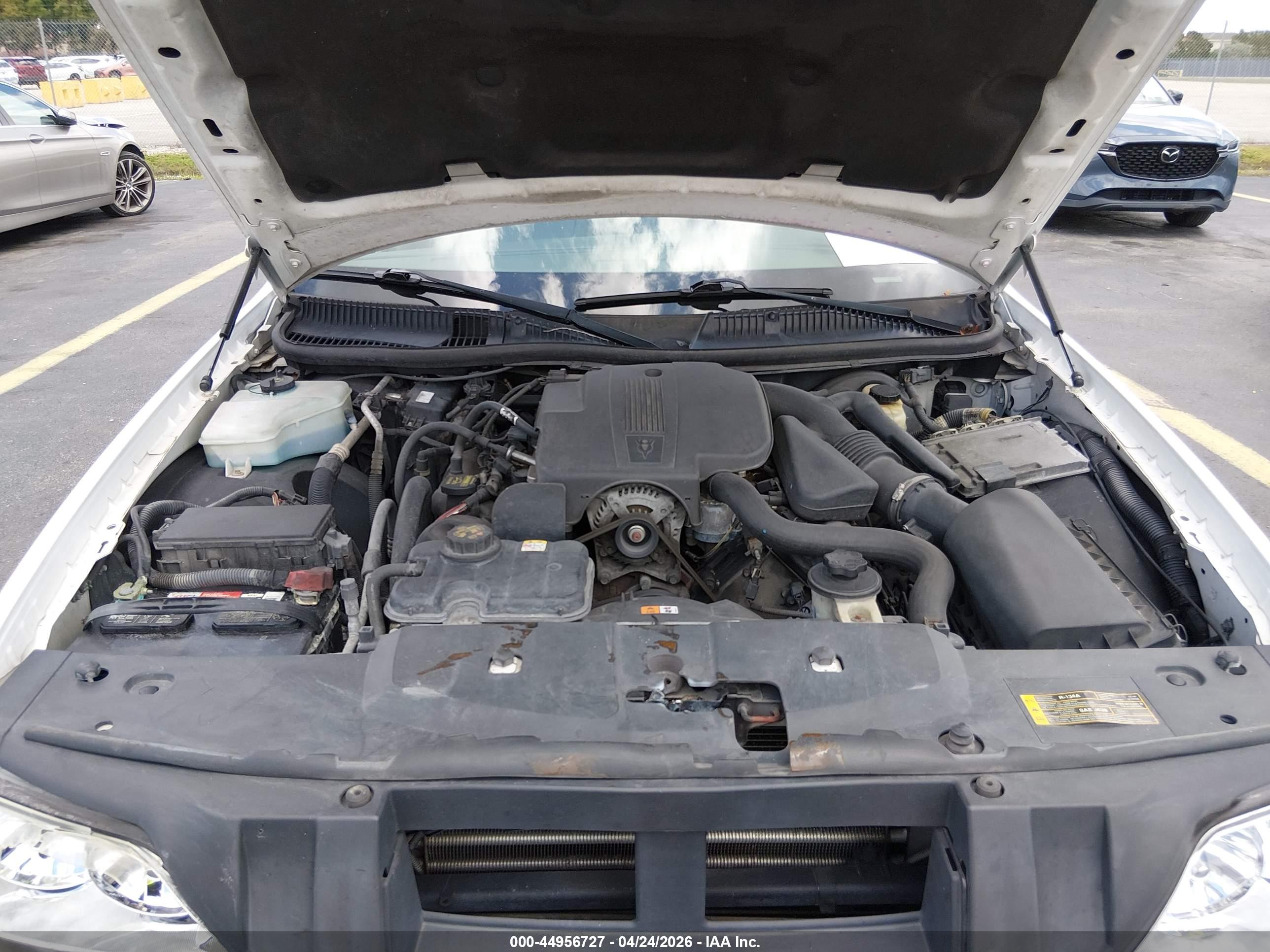 LINCOLN TOWN image 10