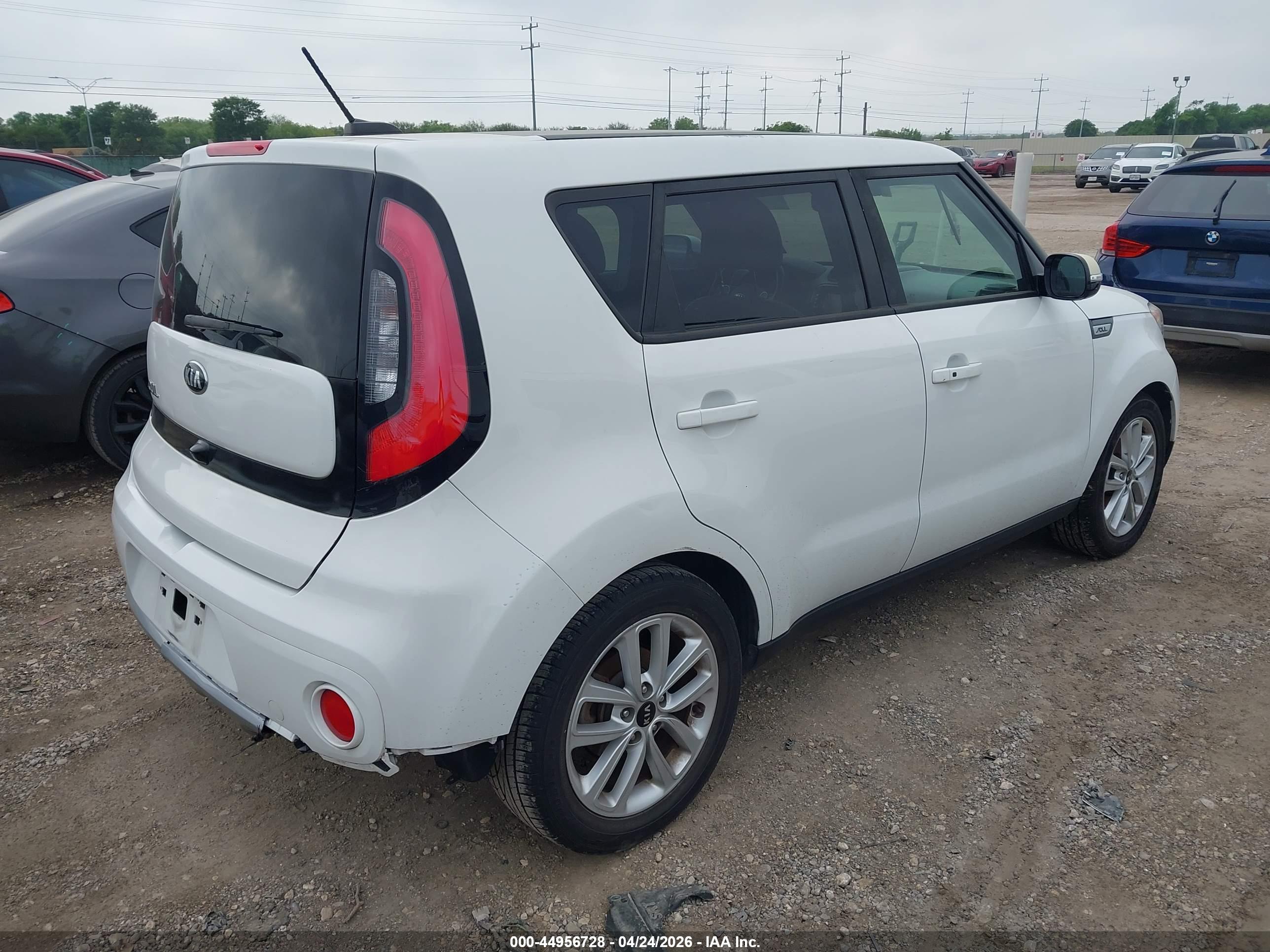KIA SOUL image 4