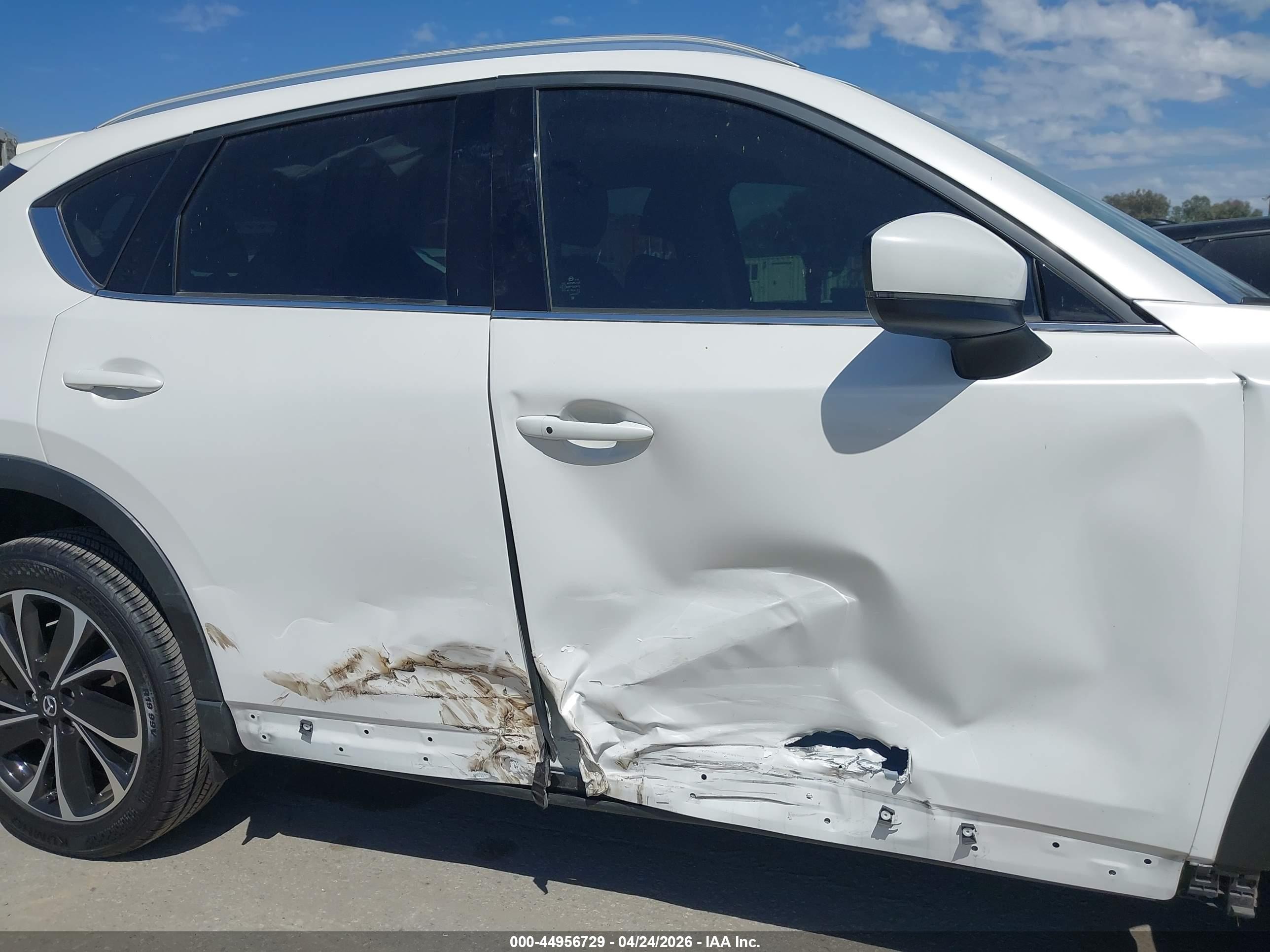 MAZDA CX-5 image 6