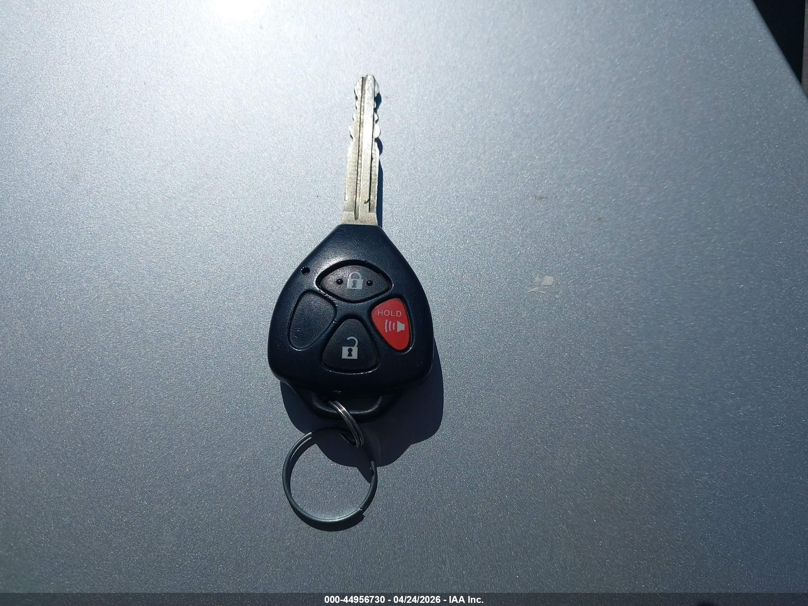 TOYOTA RAV4 image 11