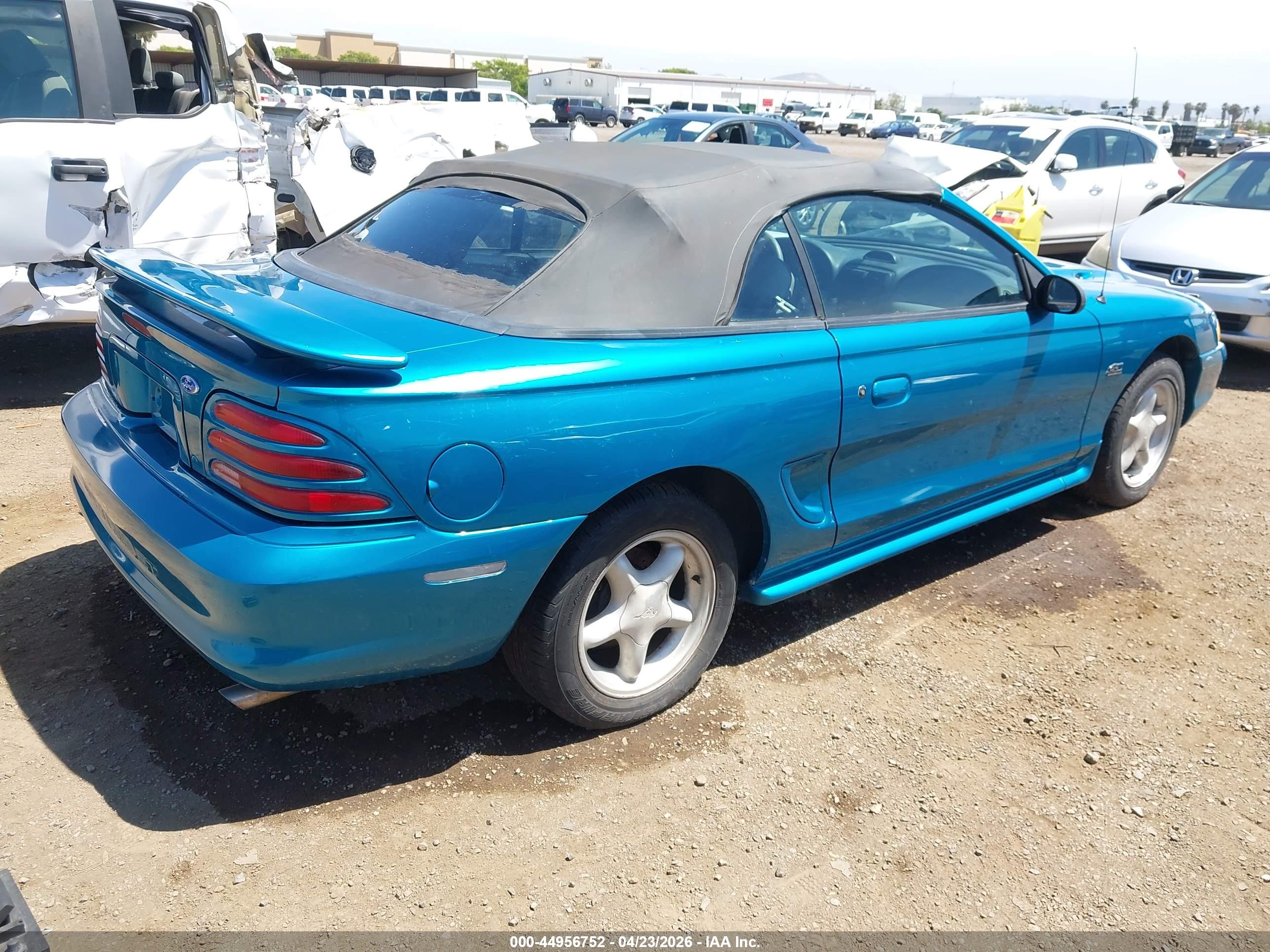 FORD MUSTANG image 4