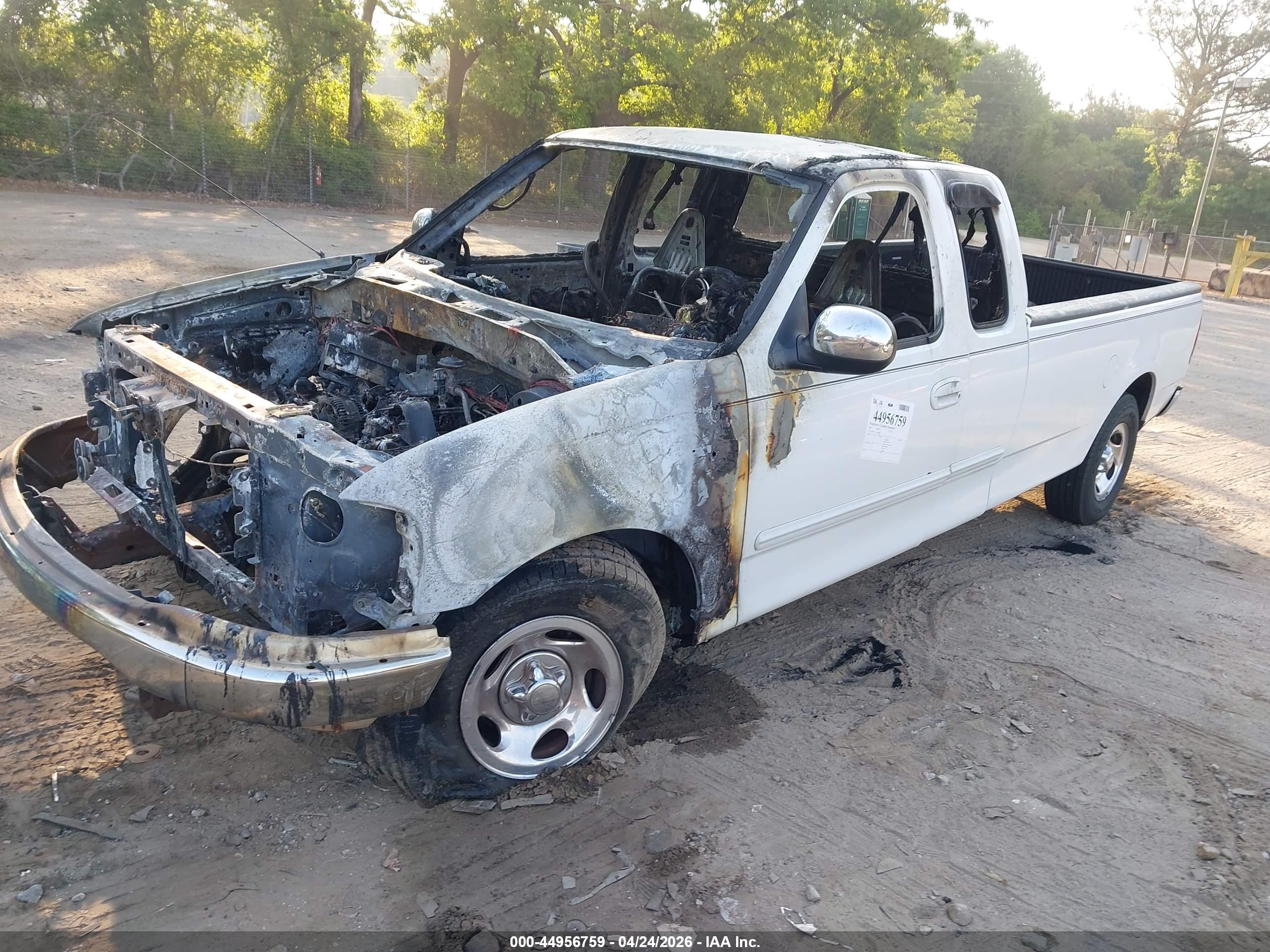 FORD F-150 image 2