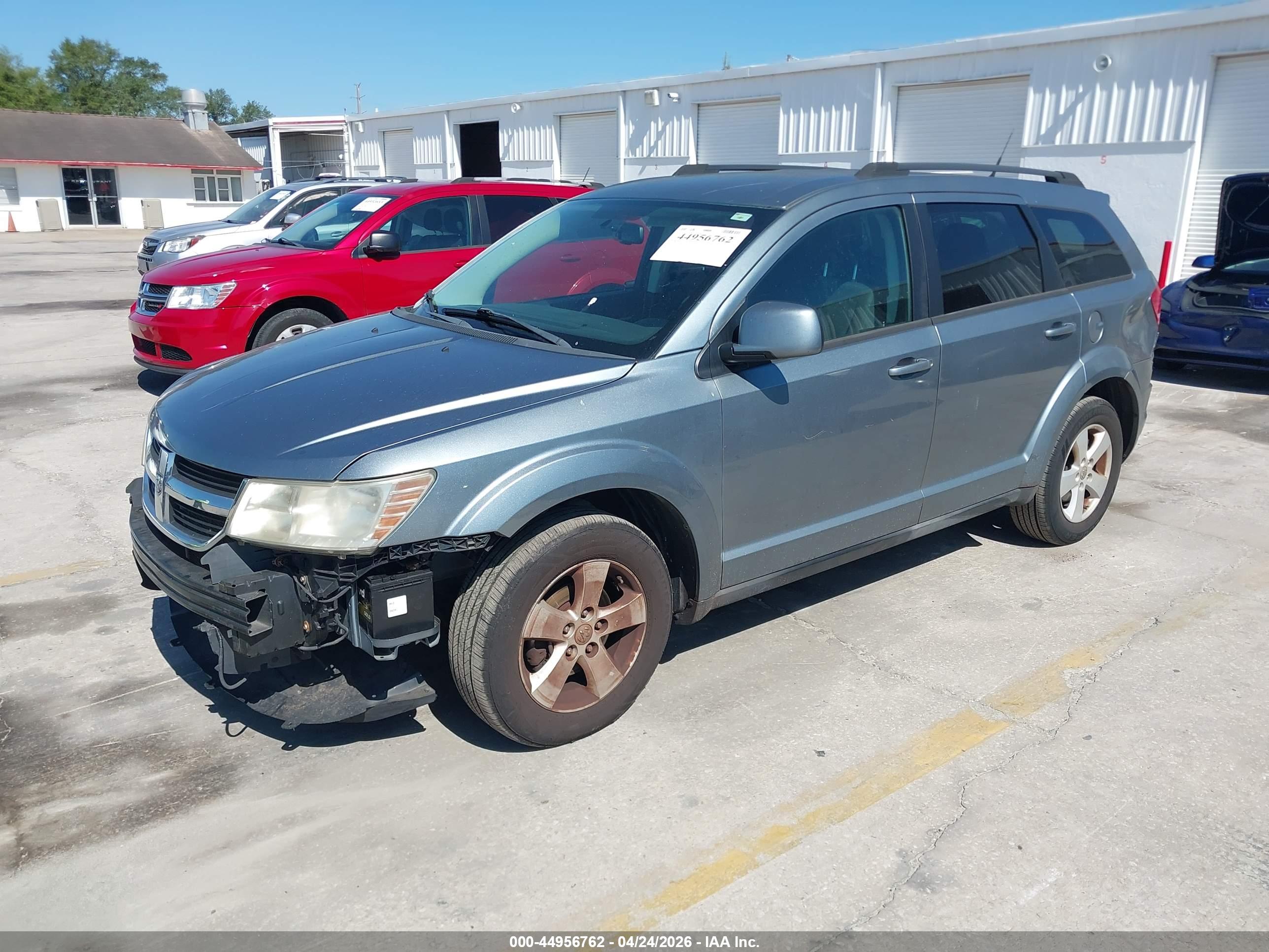 DODGE JOURNEY image 2