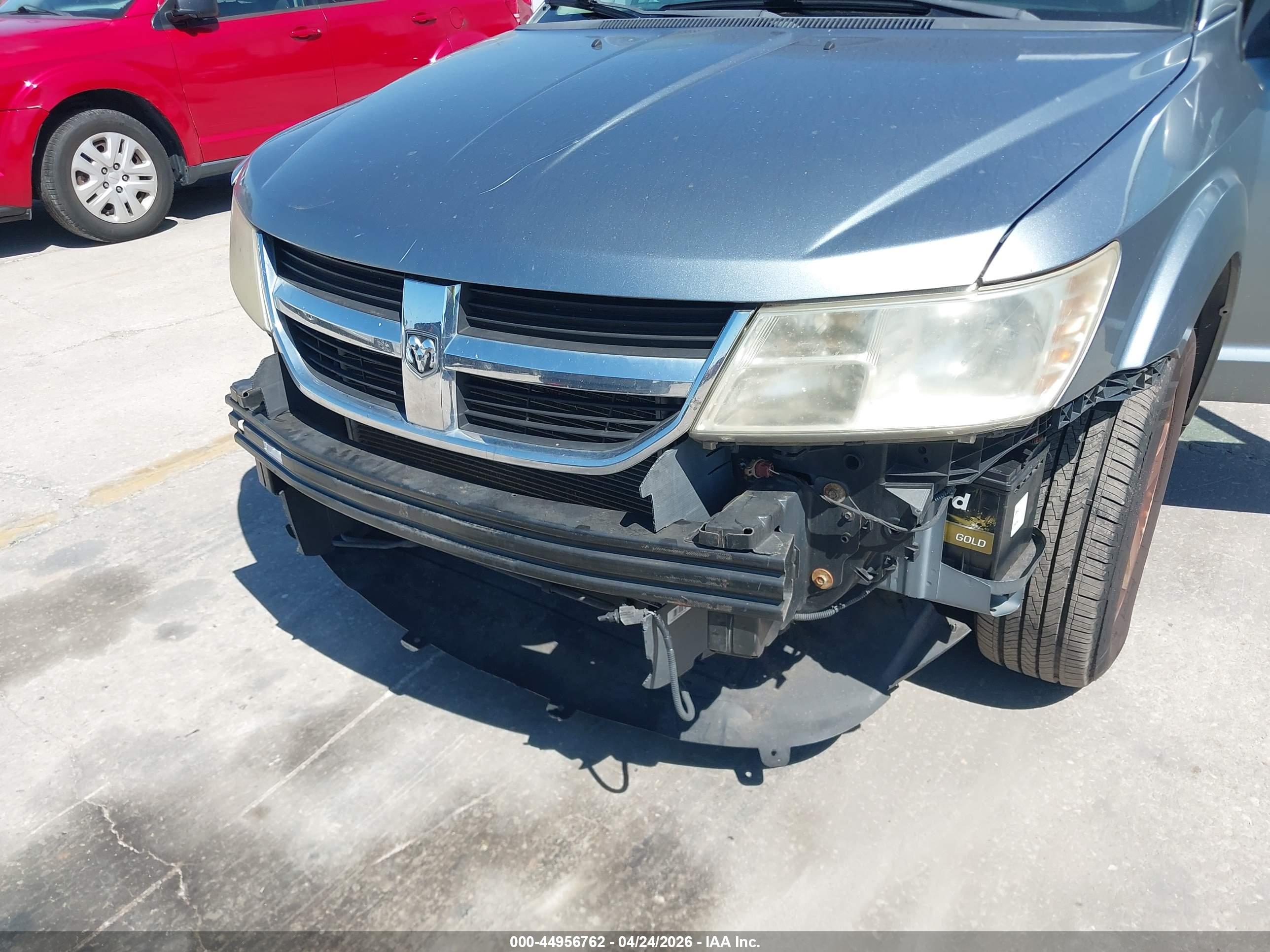 DODGE JOURNEY image 6