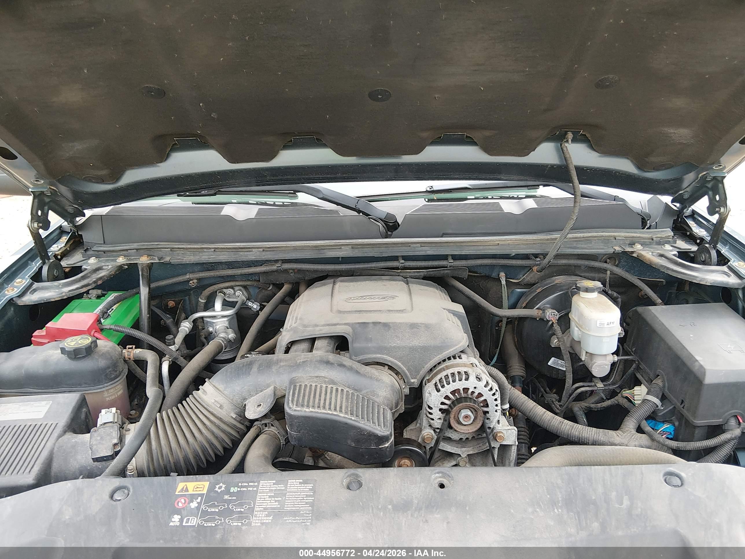 CHEVROLET SILVERADO image 10