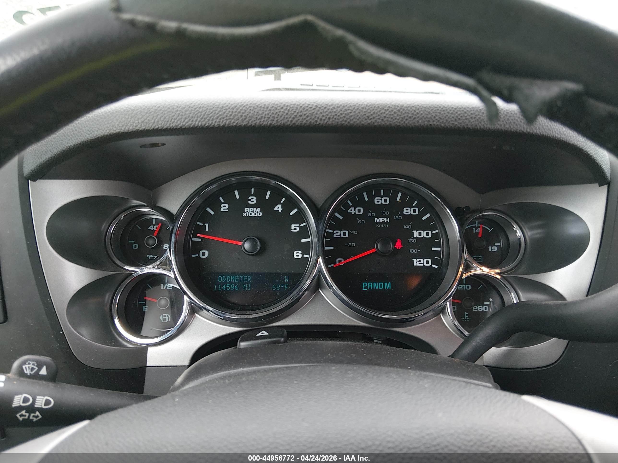 CHEVROLET SILVERADO image 7