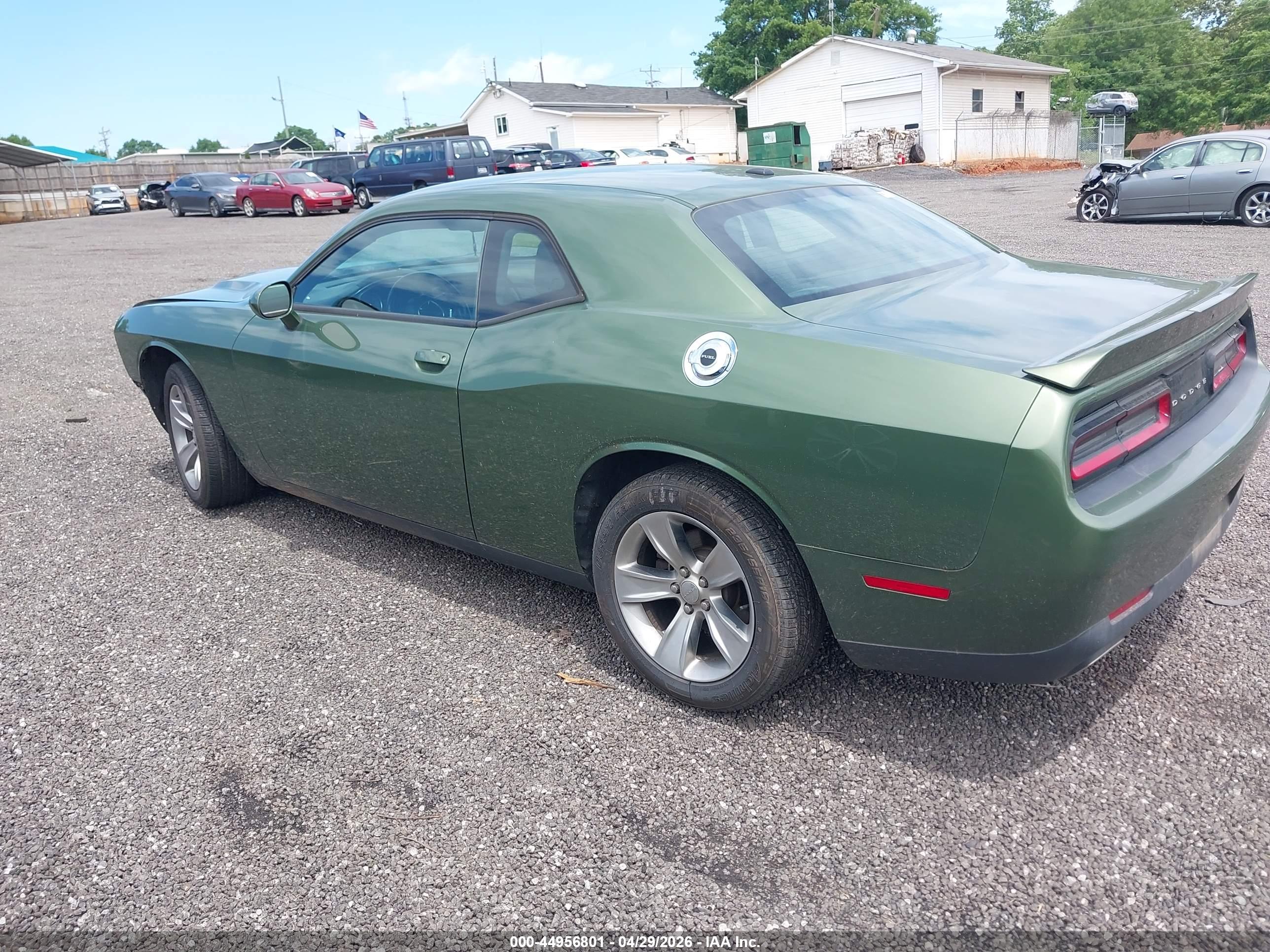 DODGE CHALLENGER image 3