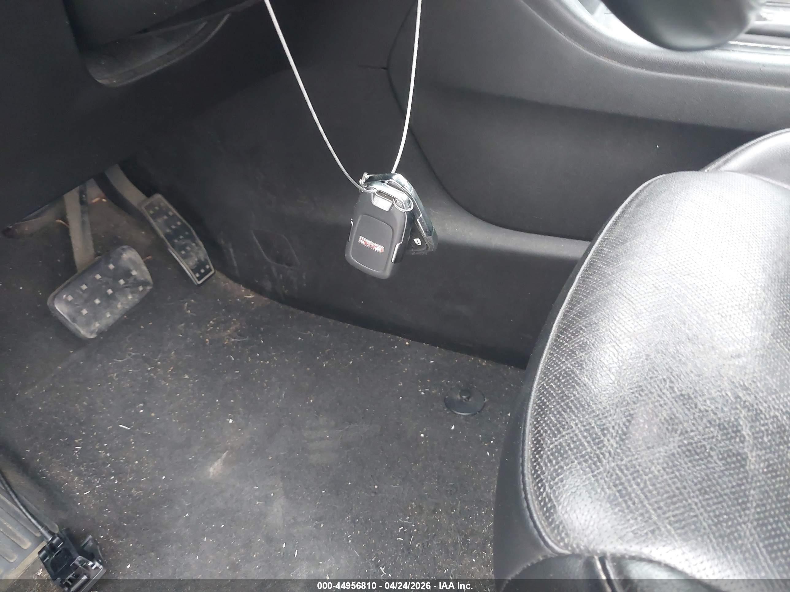 GMC ACADIA image 11