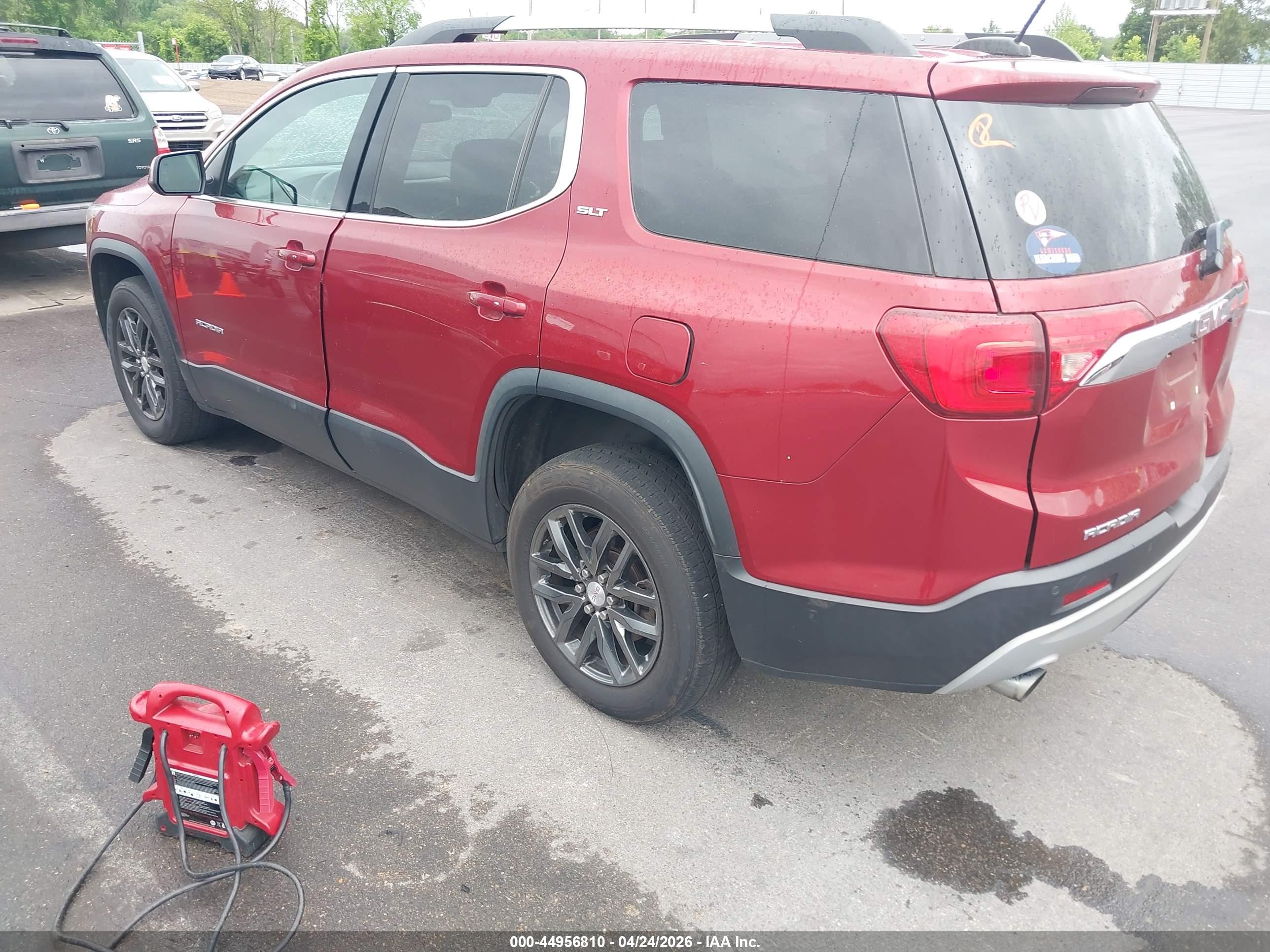 GMC ACADIA image 3