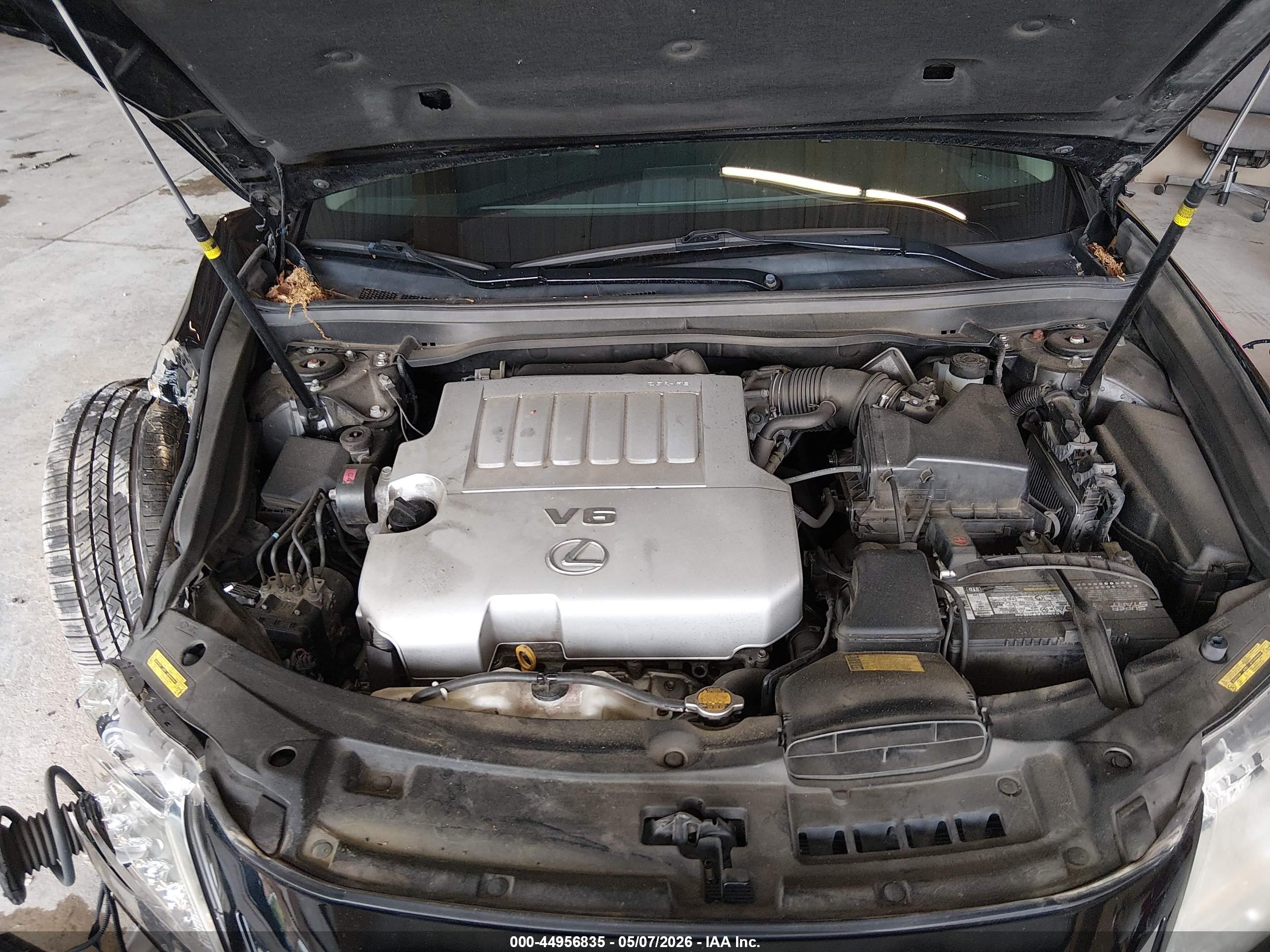 LEXUS ES image 10