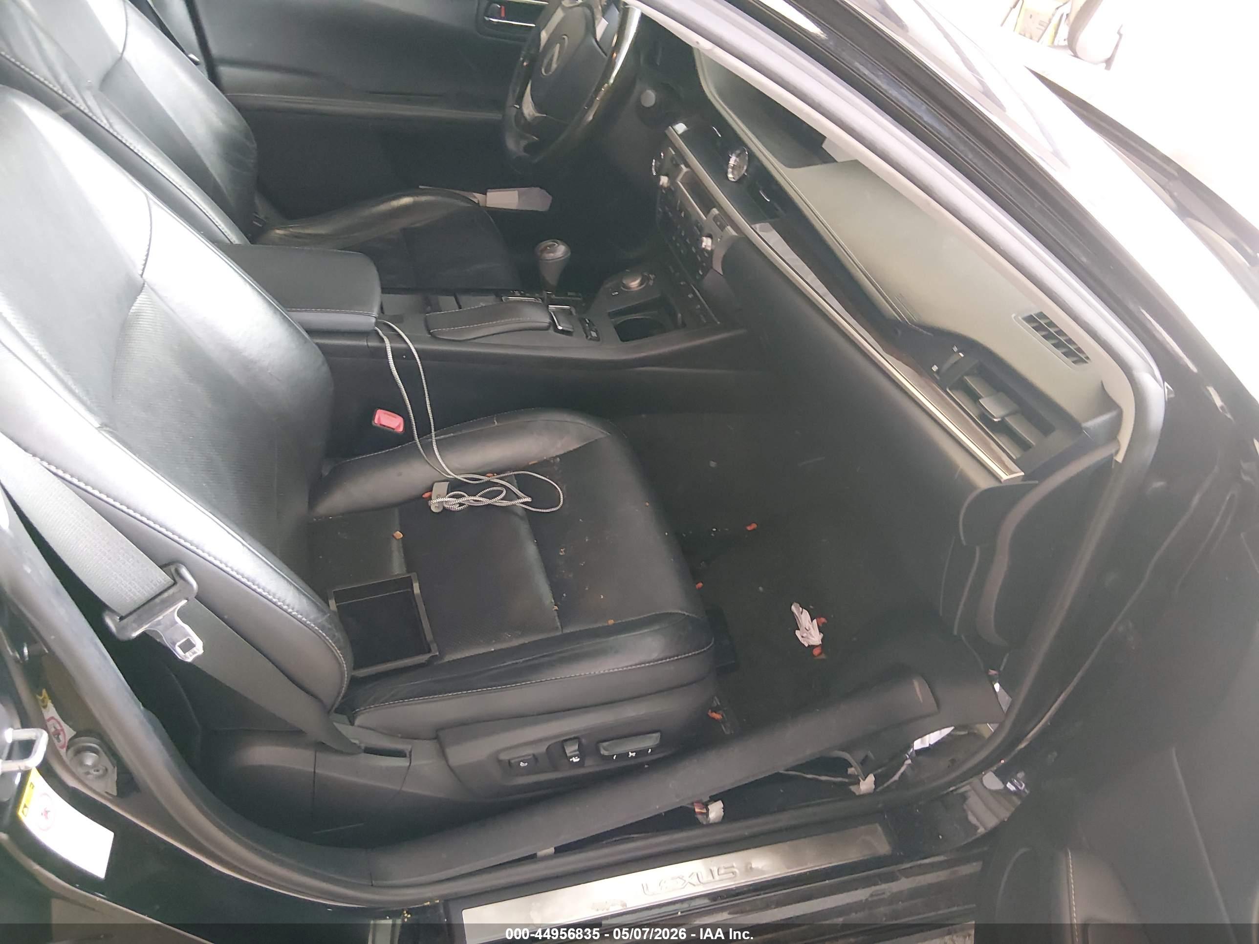 LEXUS ES image 5