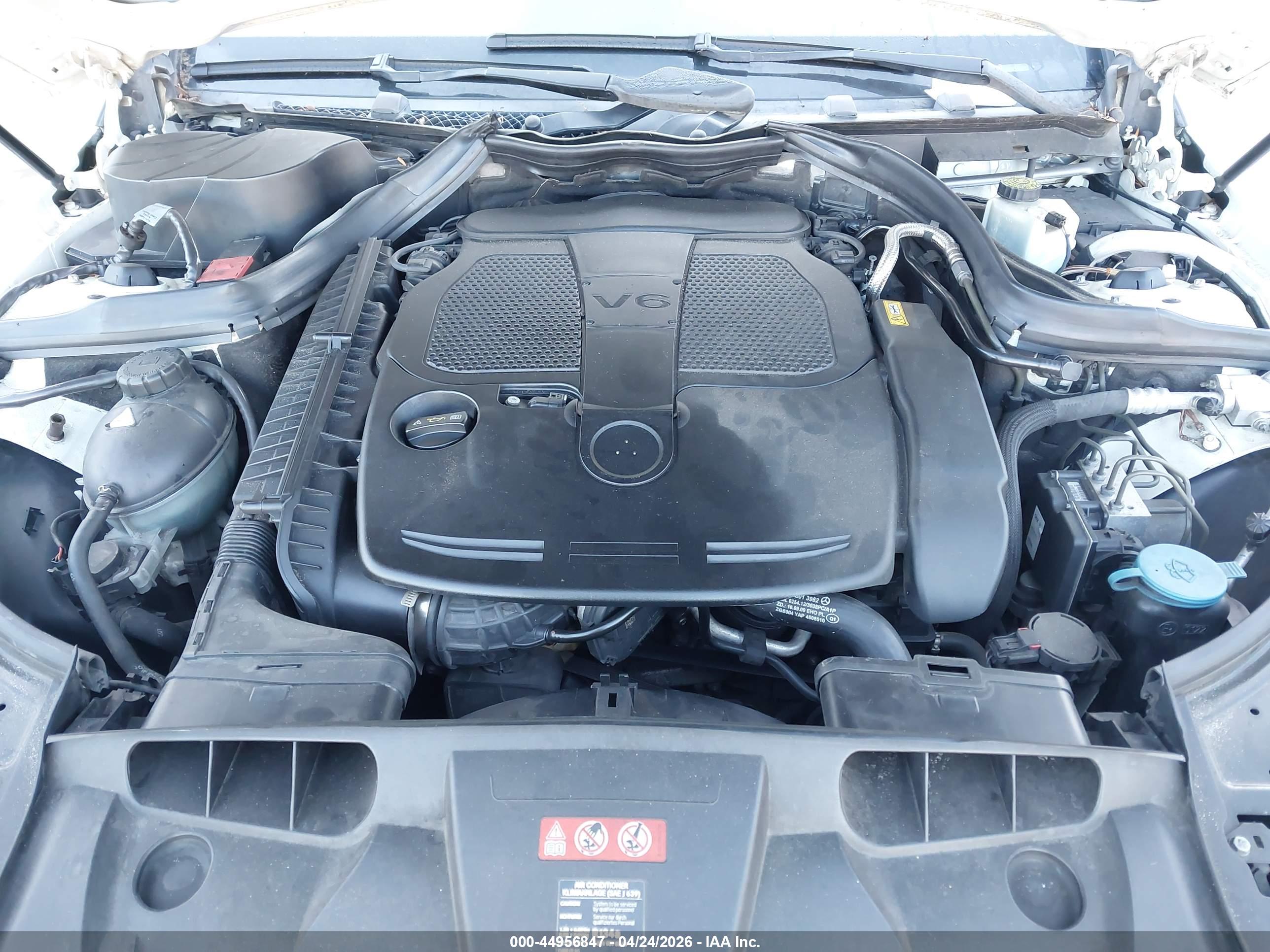 MERCEDES-BENZ E image 10