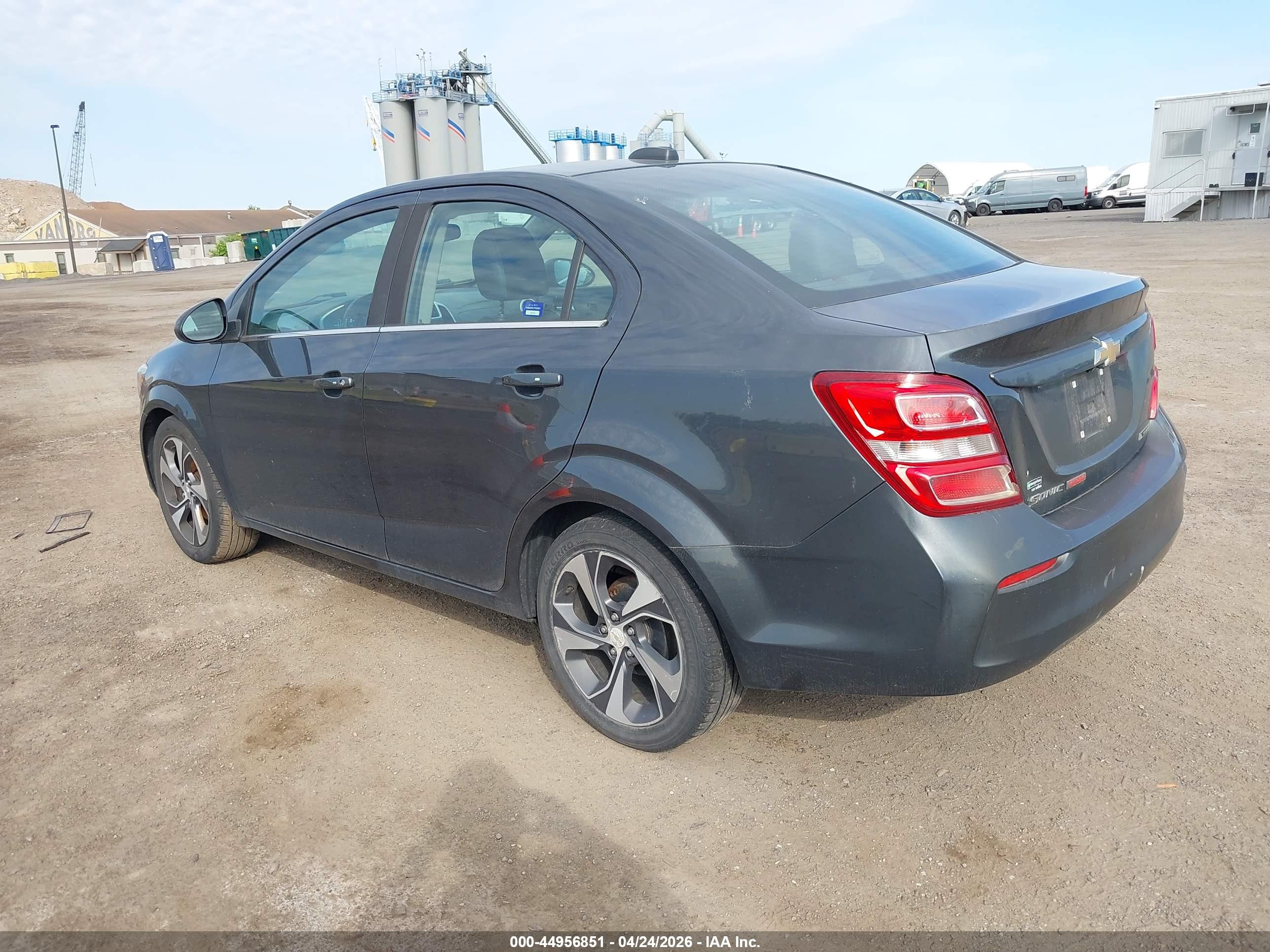 CHEVROLET SONIC image 3