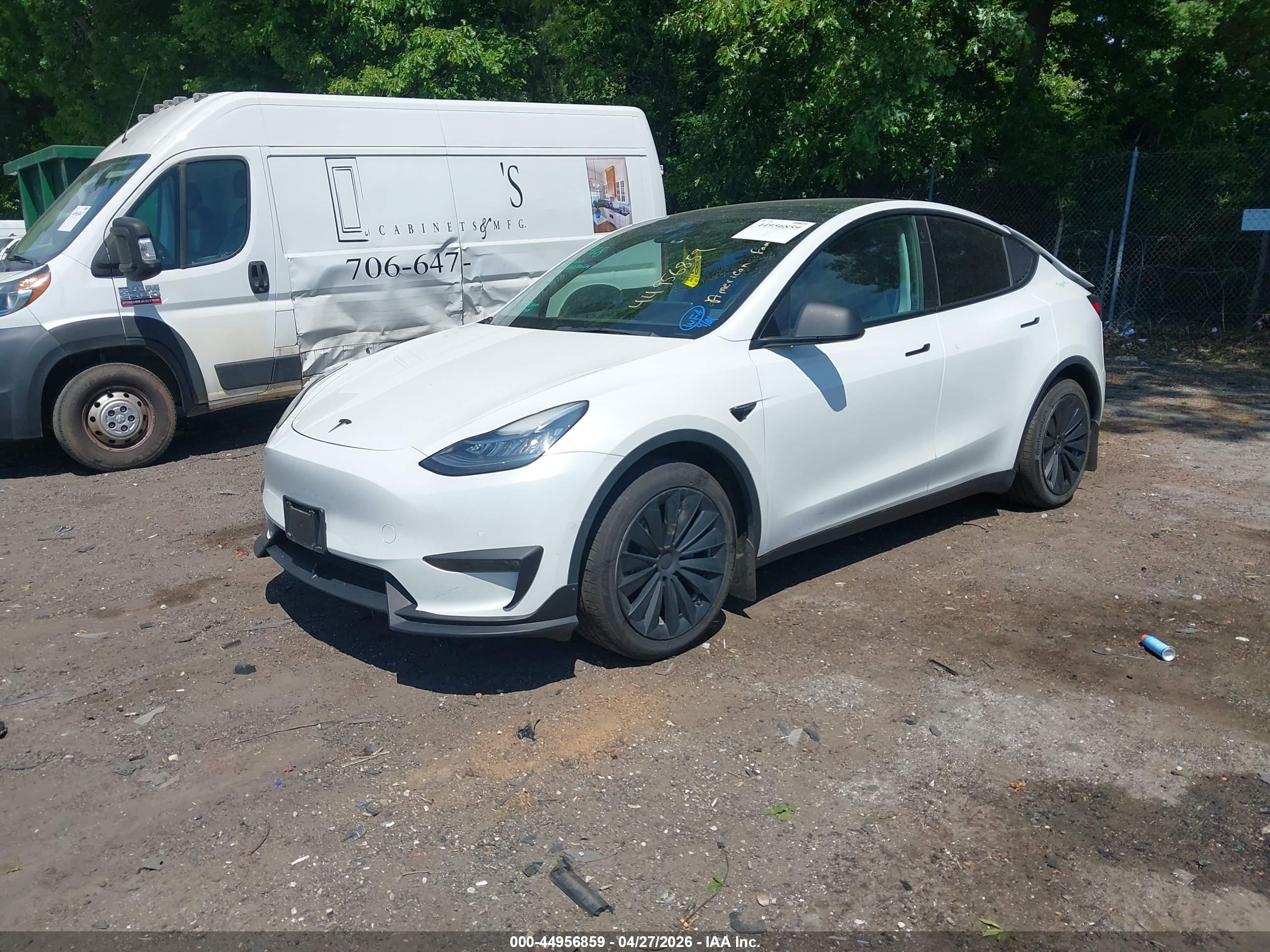 TESLA MODEL image 2