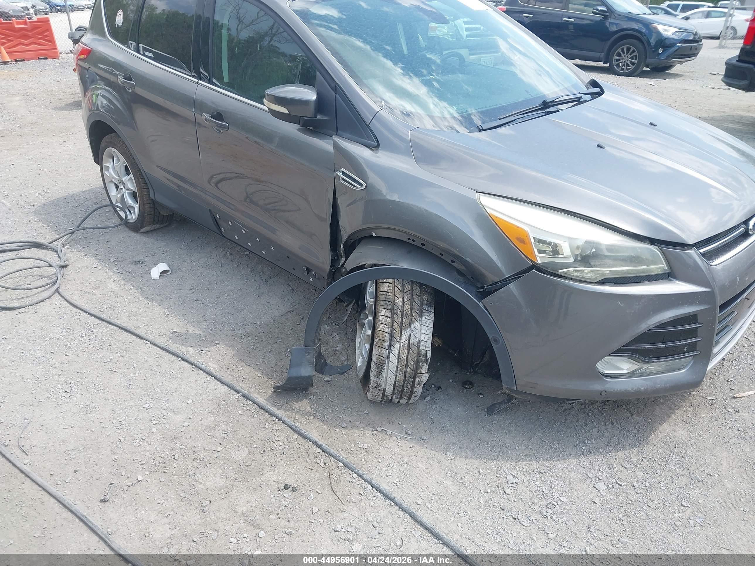 FORD ESCAPE image 6
