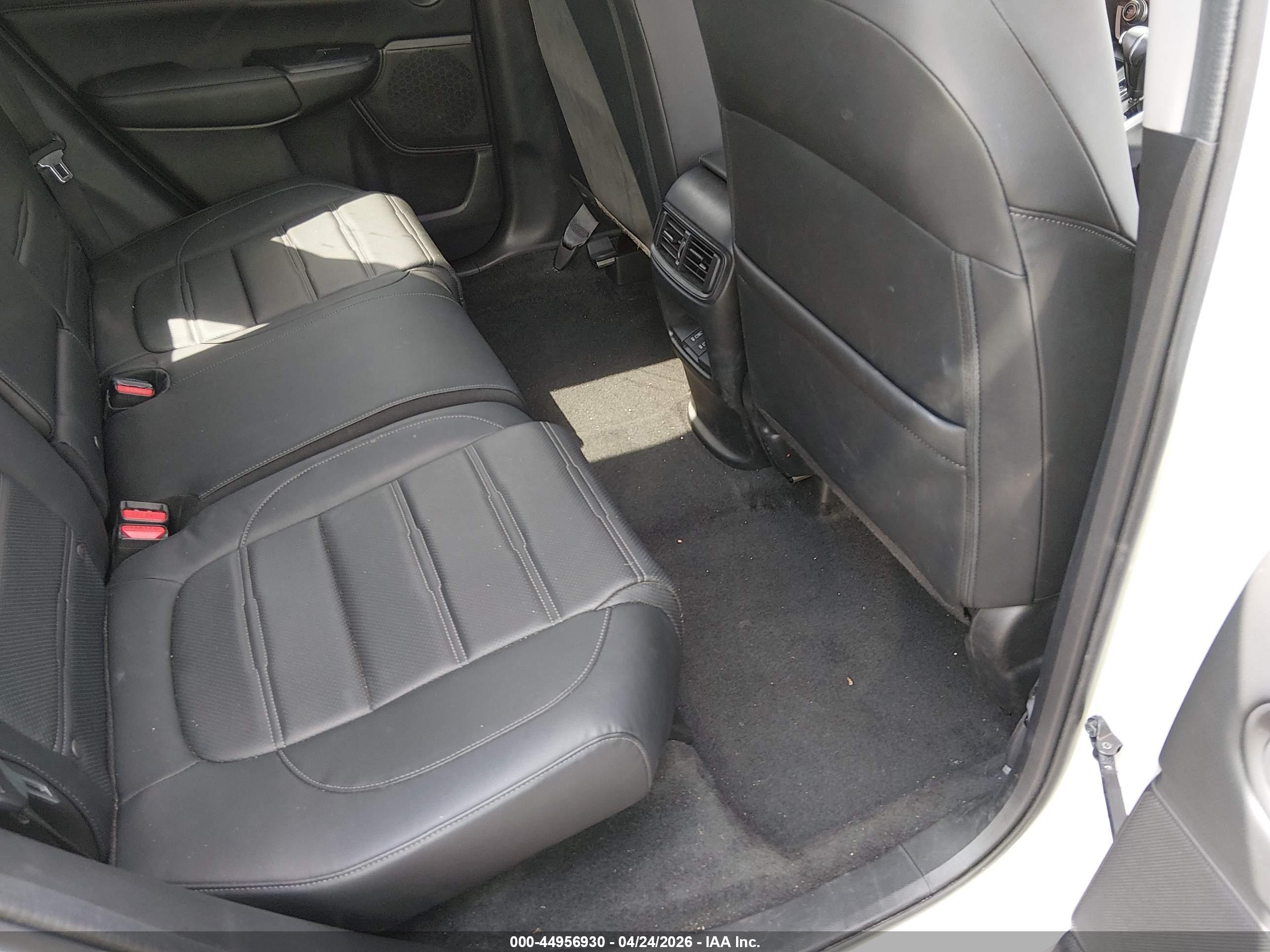 HONDA CR-V image 8