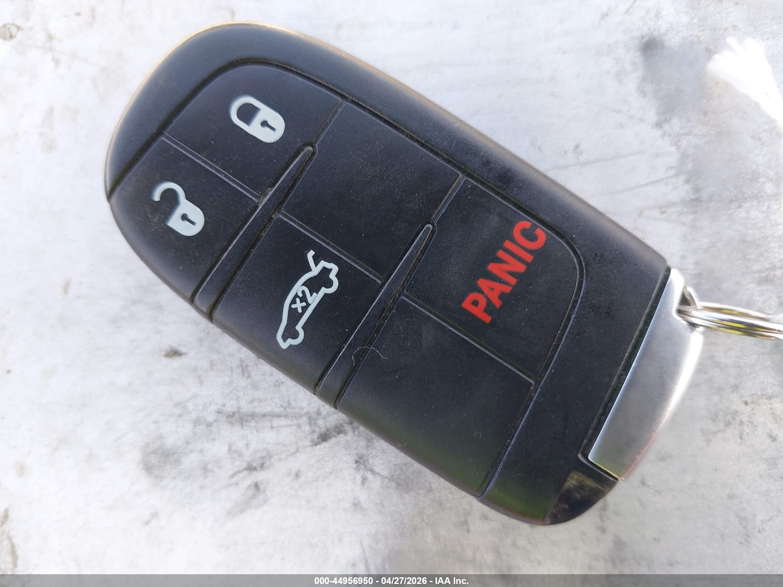 DODGE CHALLENGER image 11