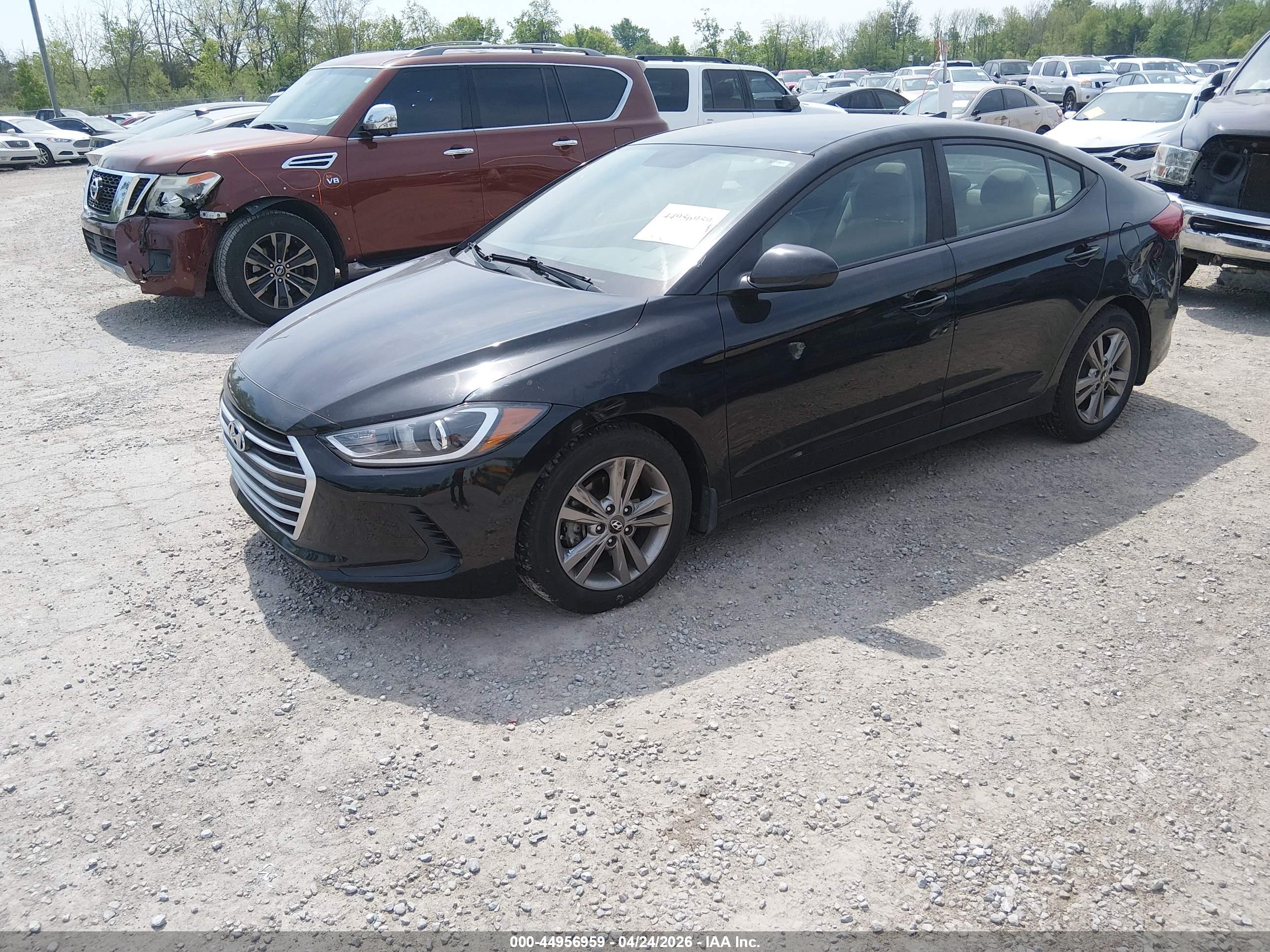 HYUNDAI ELANTRA image 2