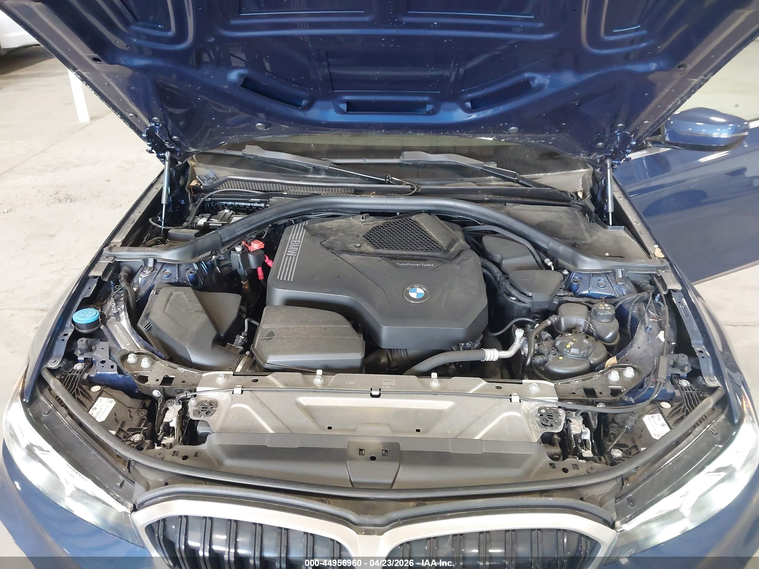 BMW 330I image 10