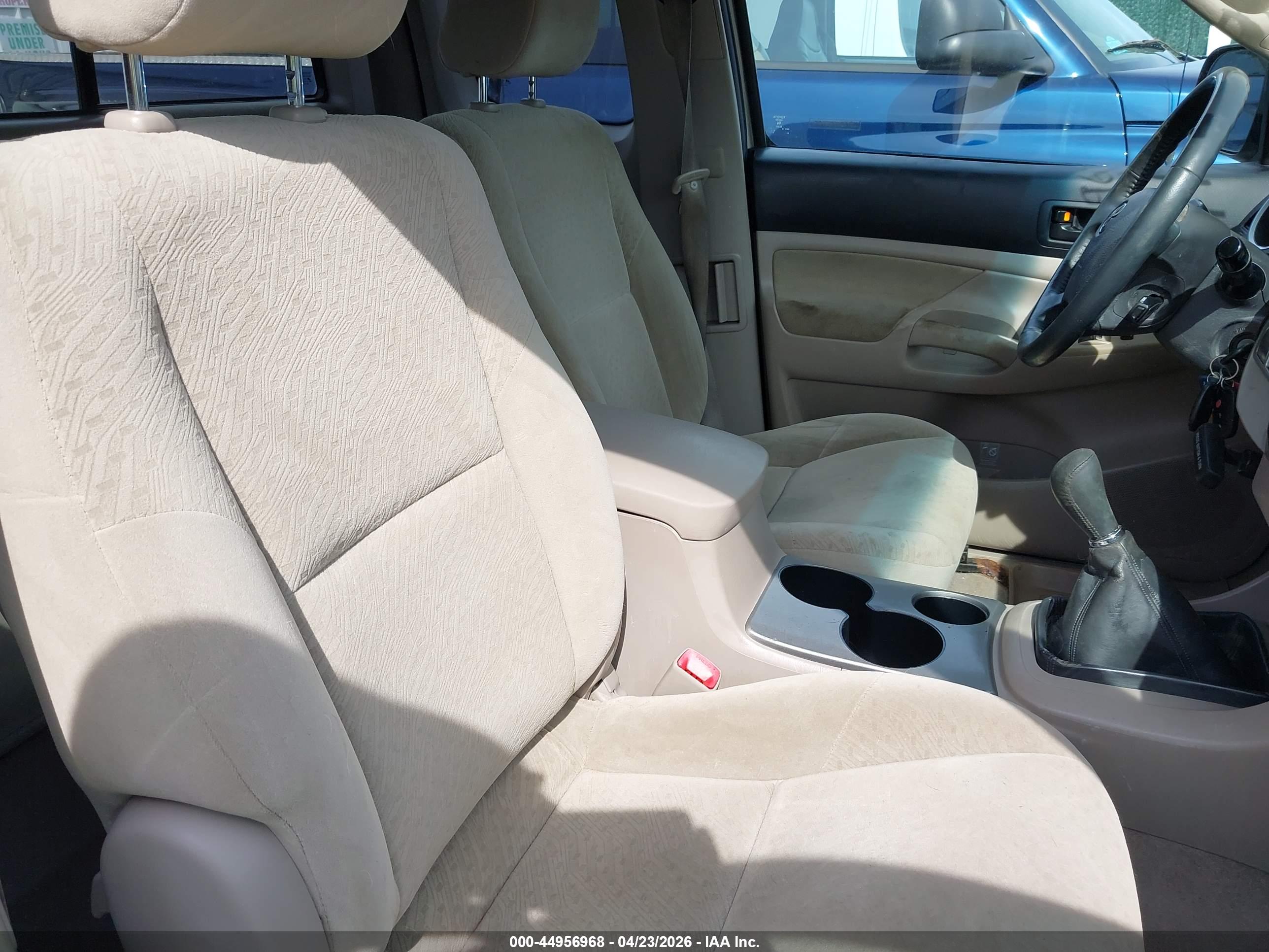 TOYOTA TACOMA image 8