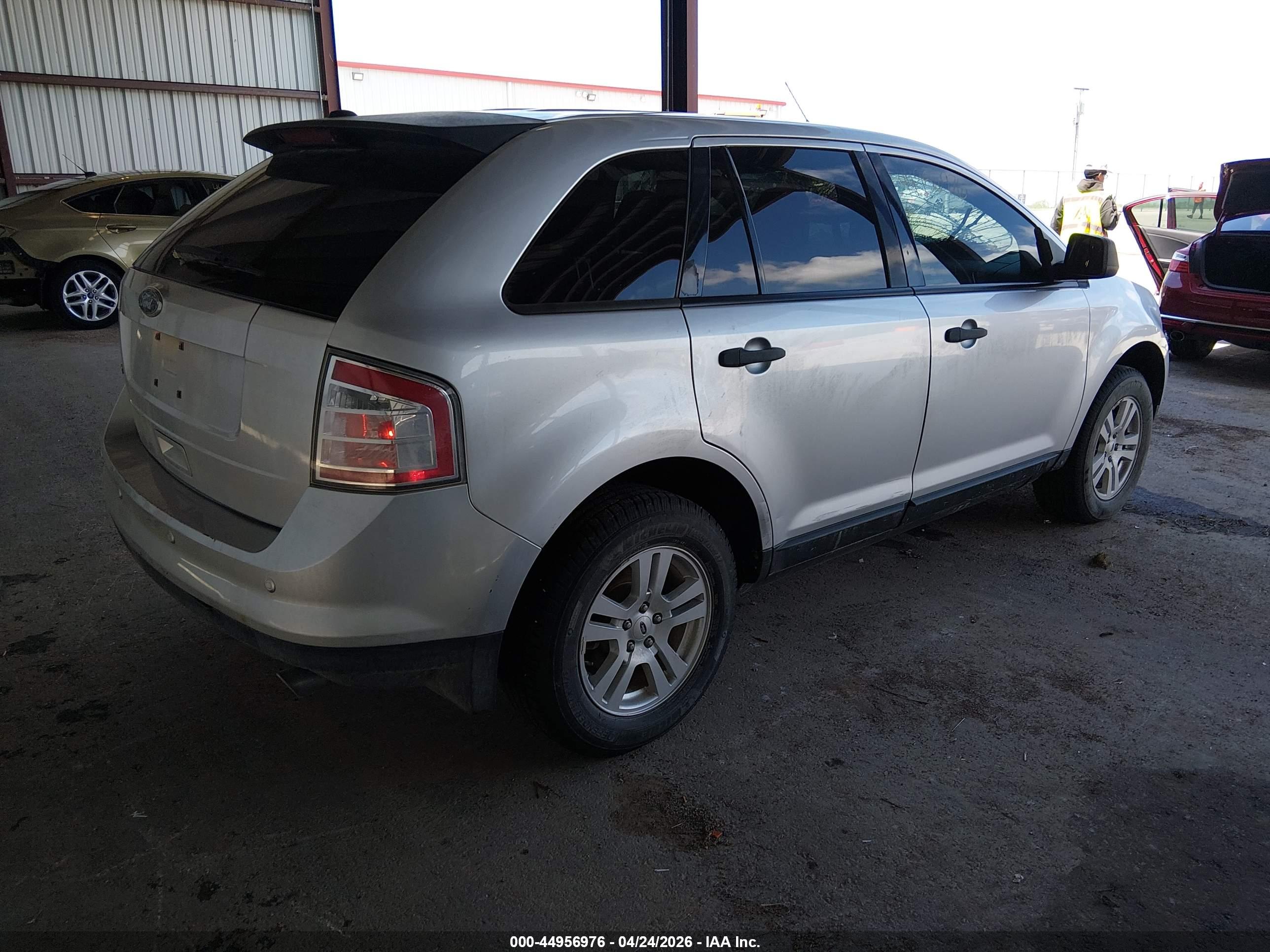 FORD EDGE image 4