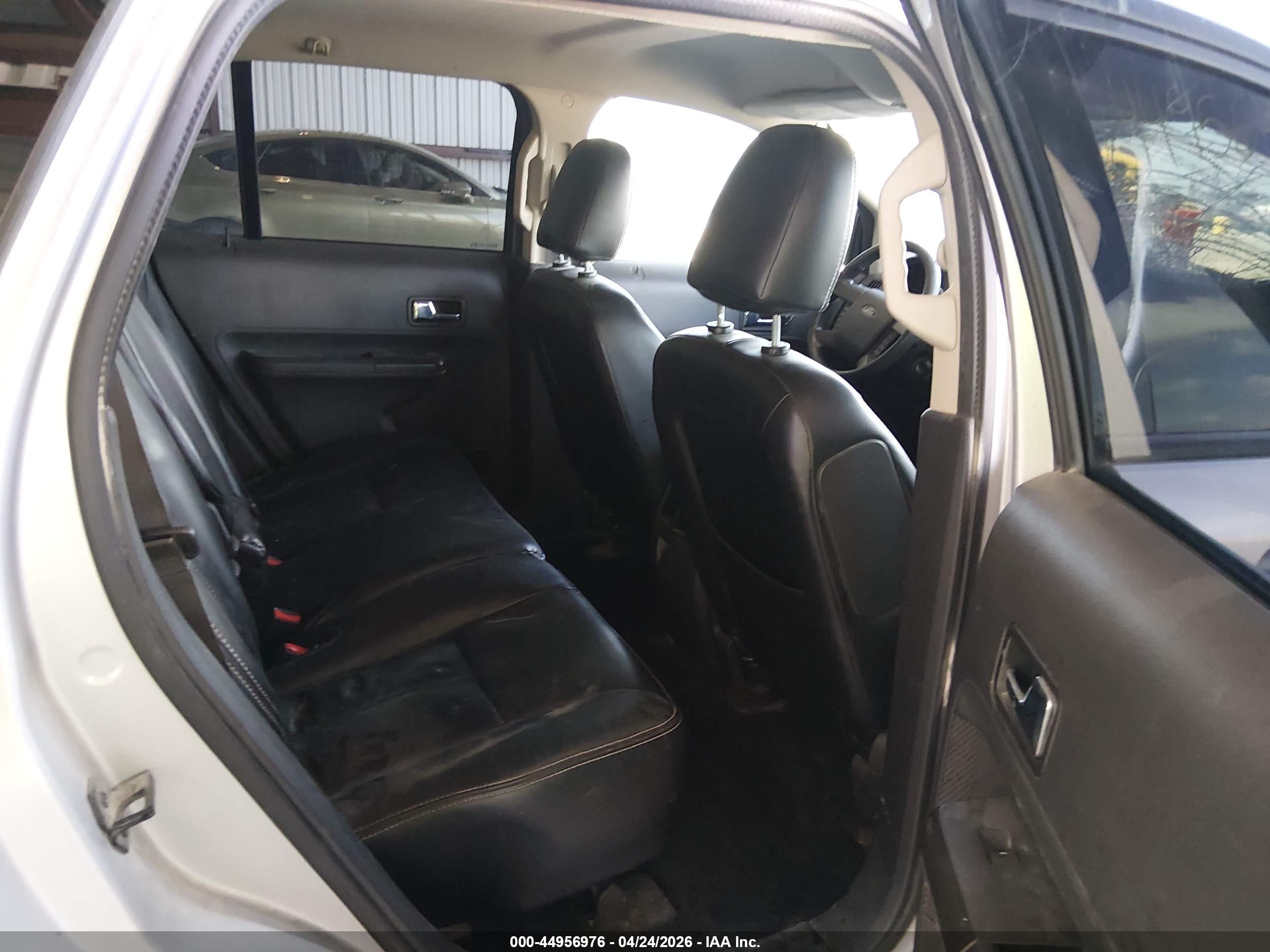FORD EDGE image 8