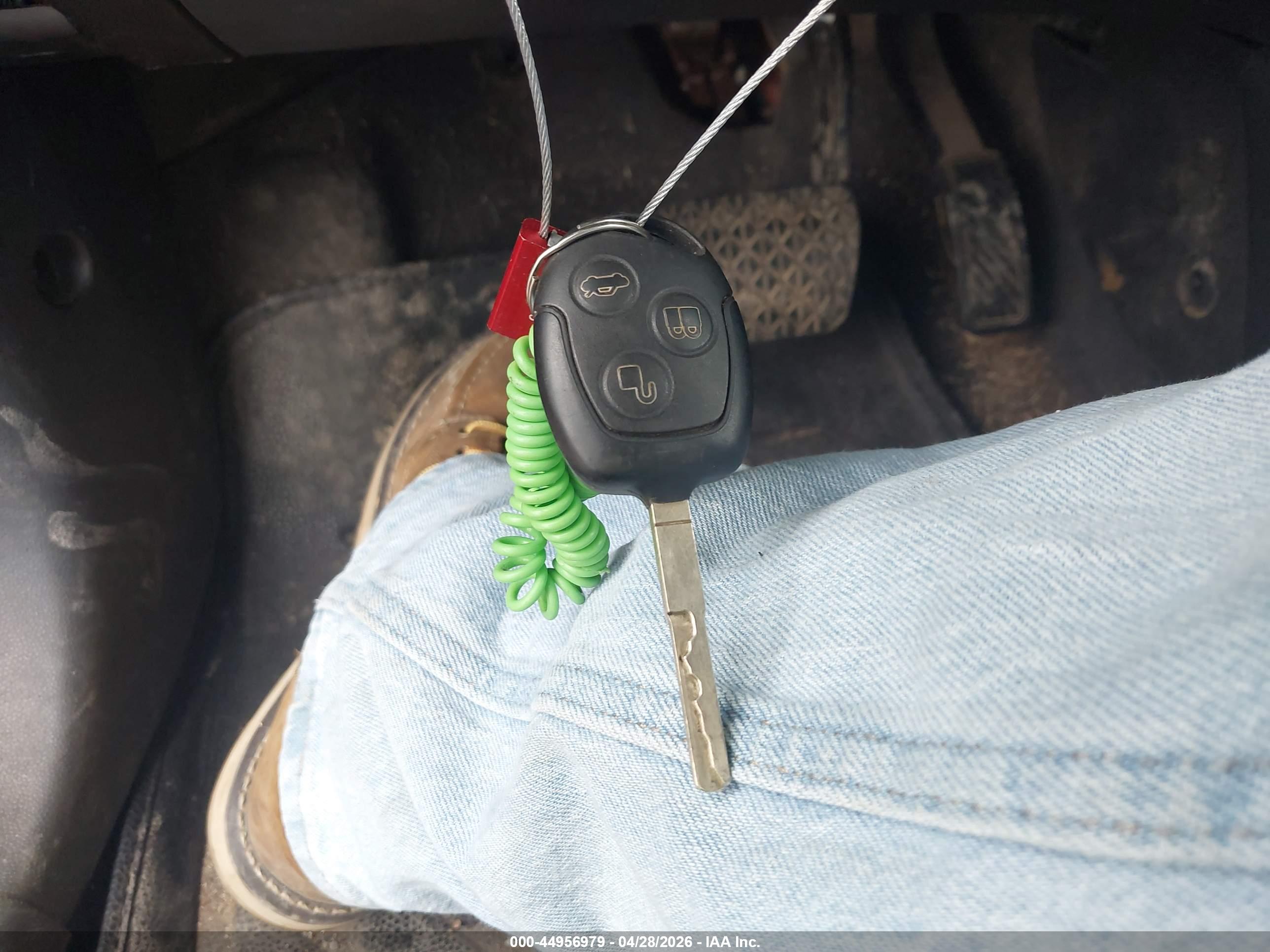 FORD FIESTA image 11