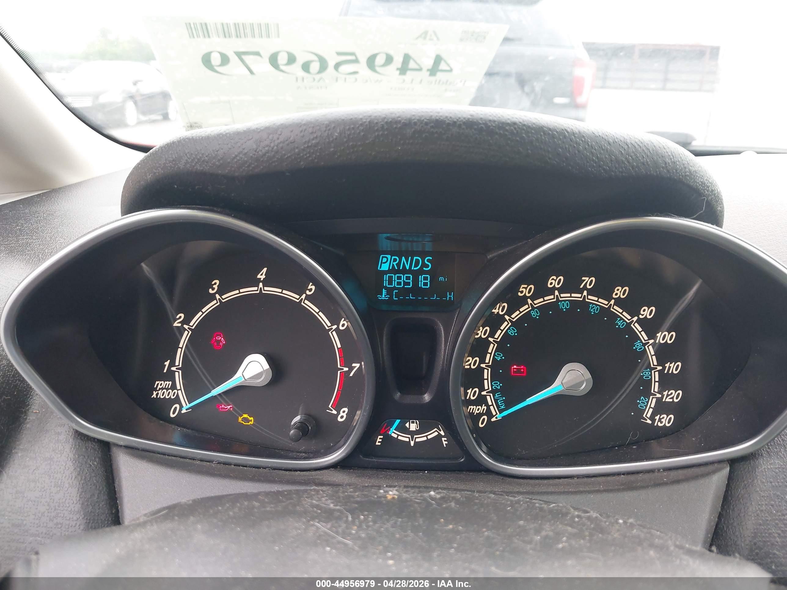 FORD FIESTA image 7