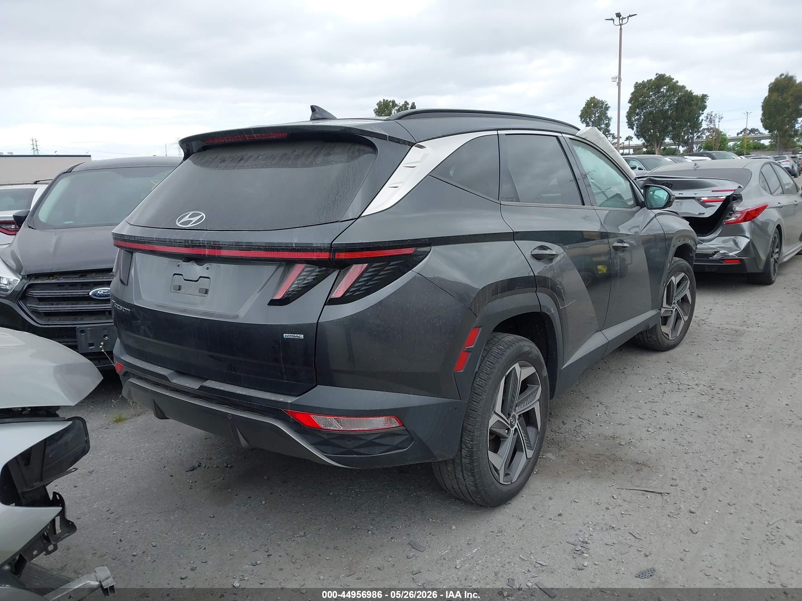 HYUNDAI TUCSON image 4