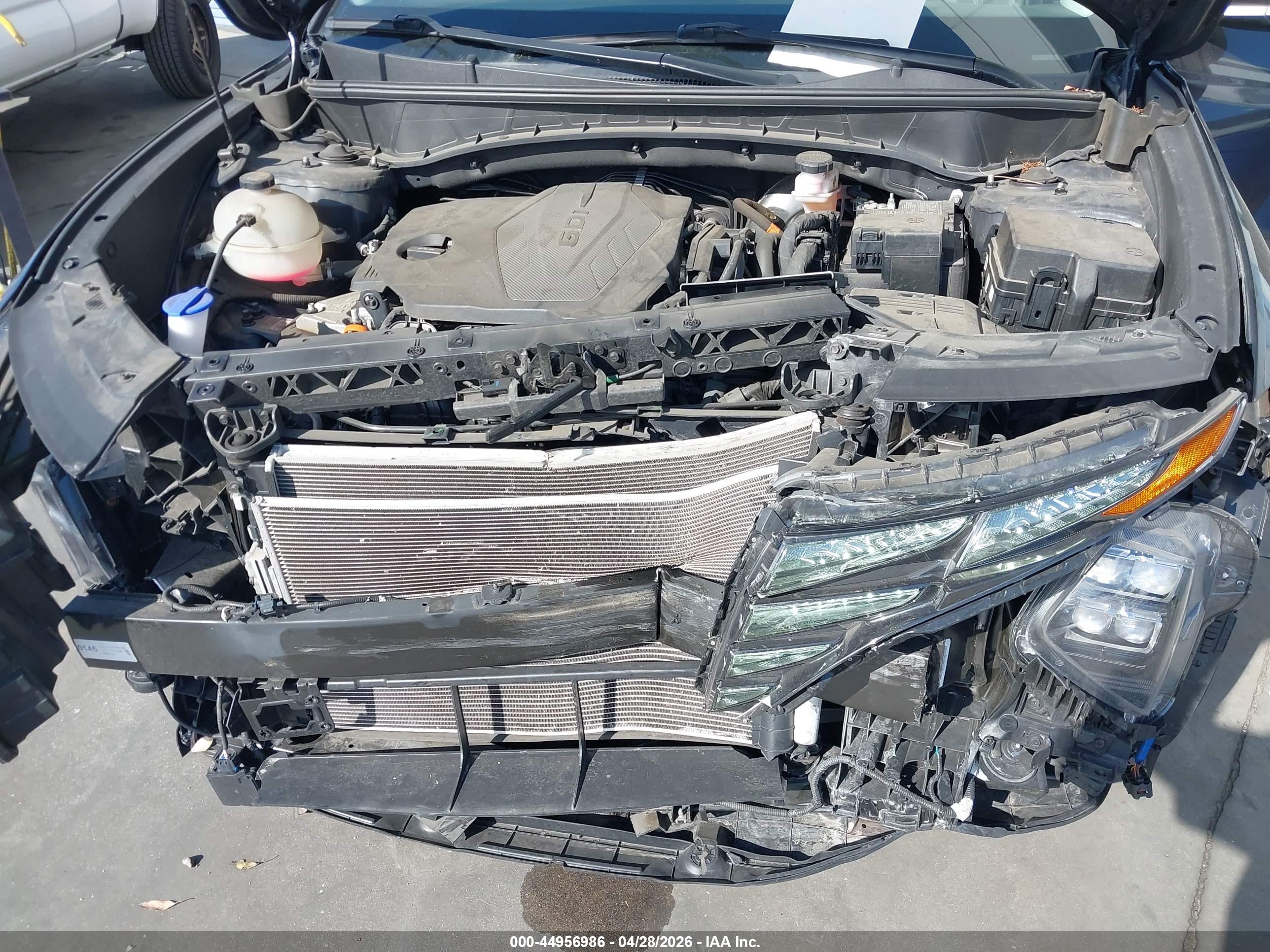HYUNDAI TUCSON image 6